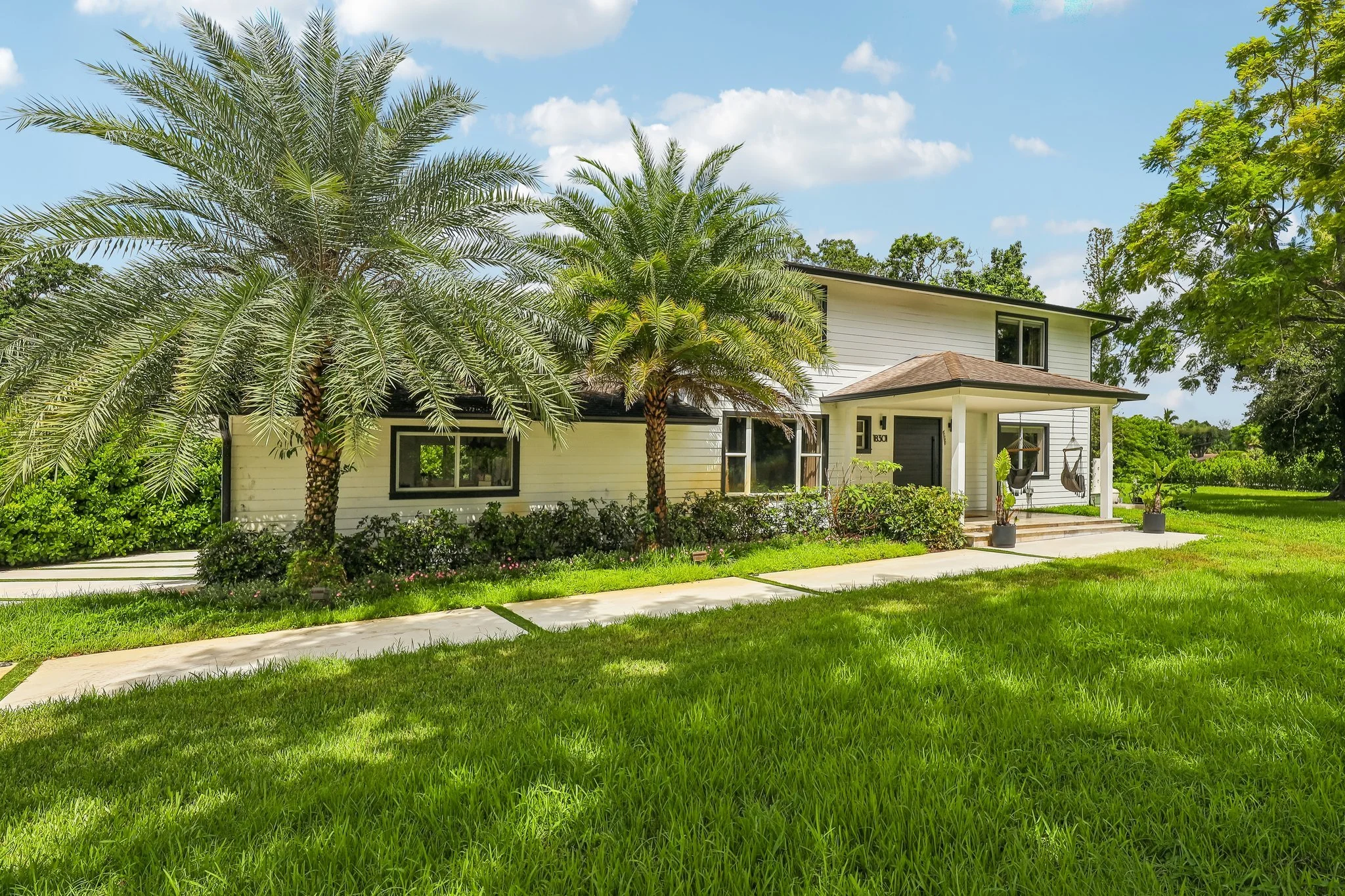 3-web-or-mls-SW 50th Street-S2609-003.jpg