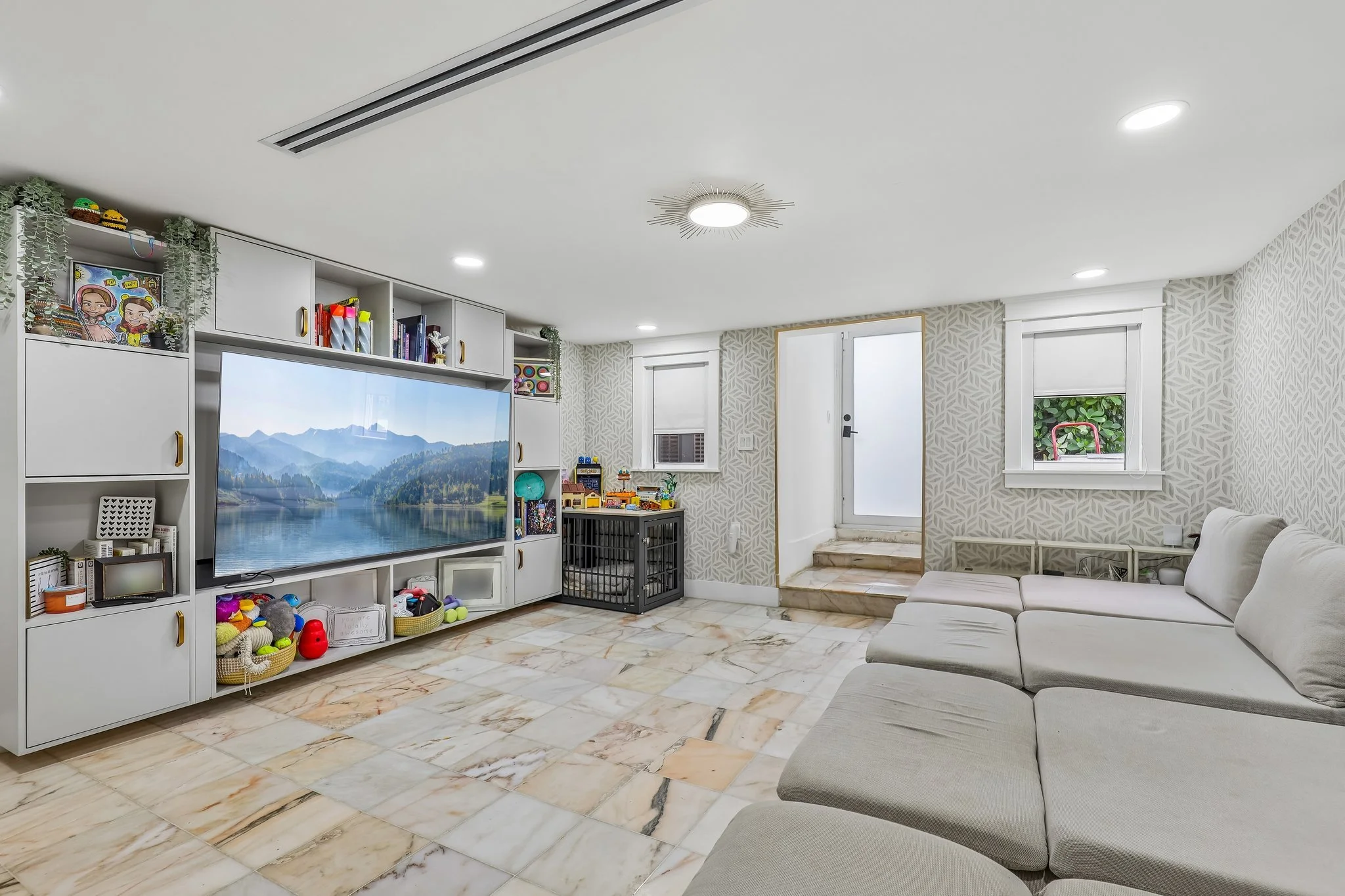 67-web-or-mls-SW 50th Street-S2609-067.jpg