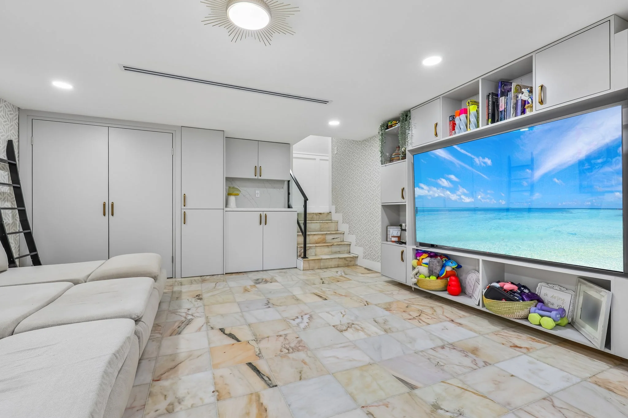66-web-or-mls-SW 50th Street-S2609-066.jpg