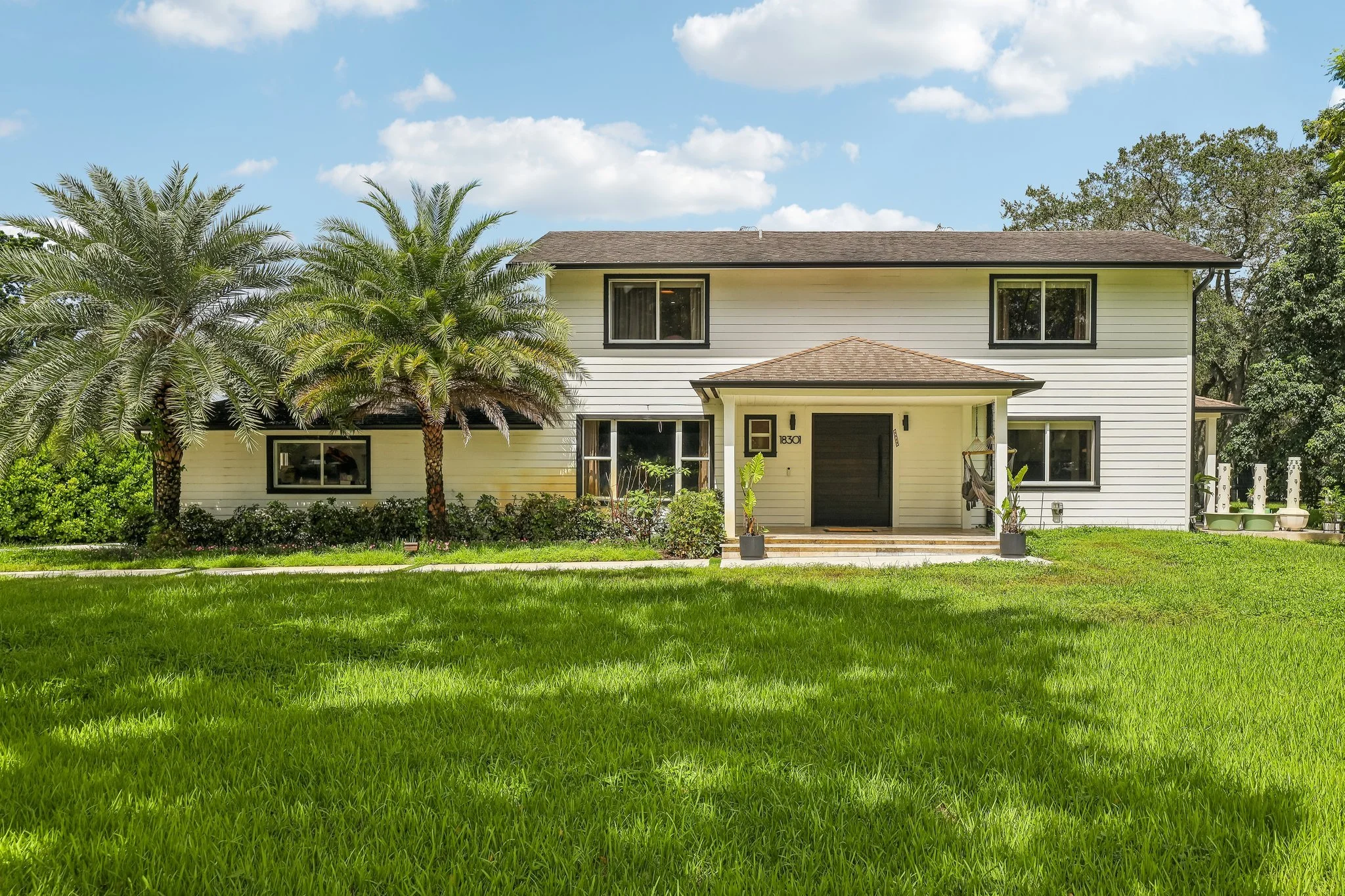 2-web-or-mls-SW 50th Street-S2609-002.jpg