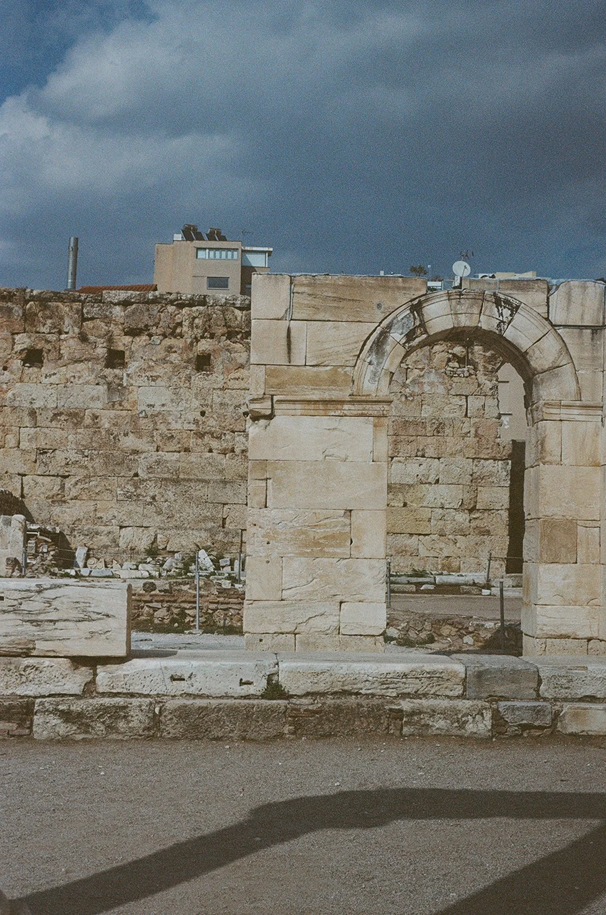 HADRIANS LIBRARY iii_36270032.JPG