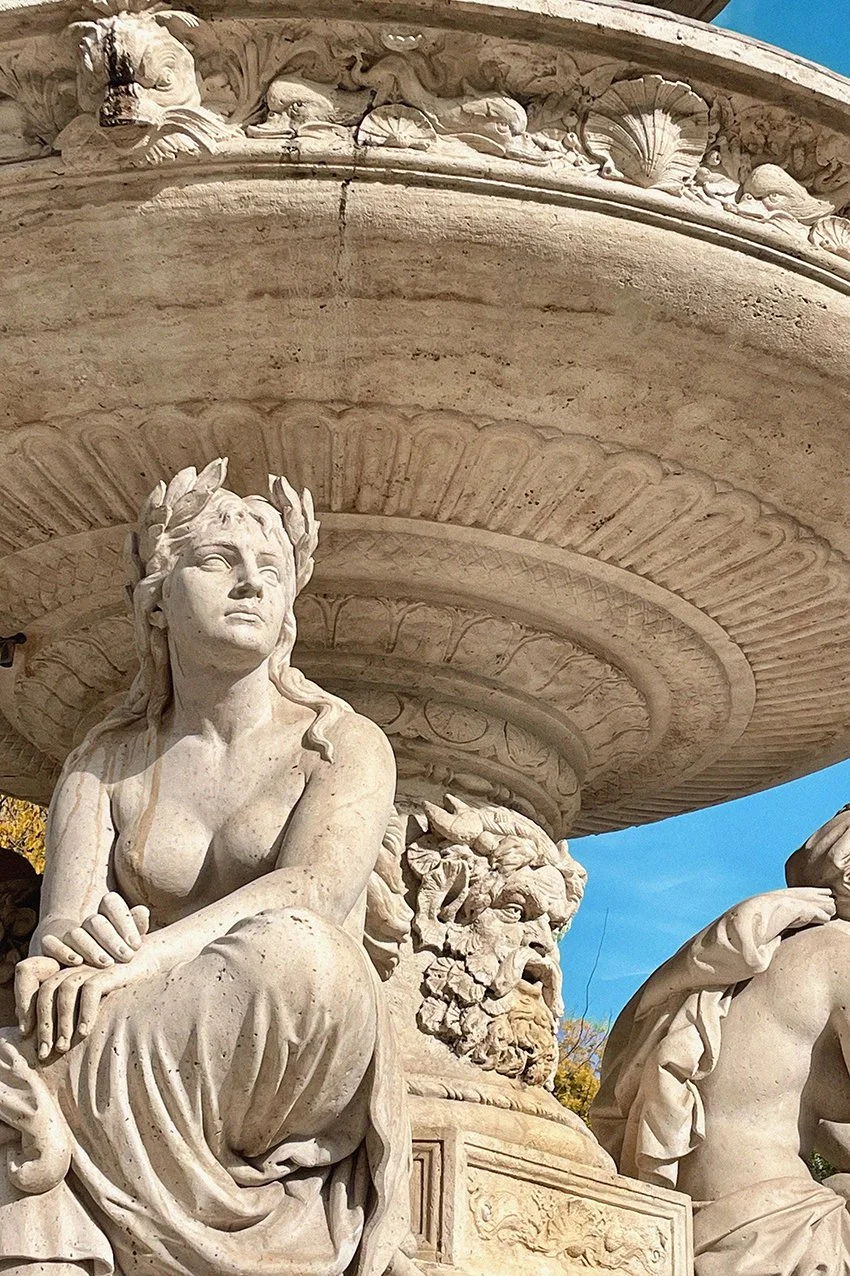 BUDAPEST-EXTERIORS i_9092_low.jpg