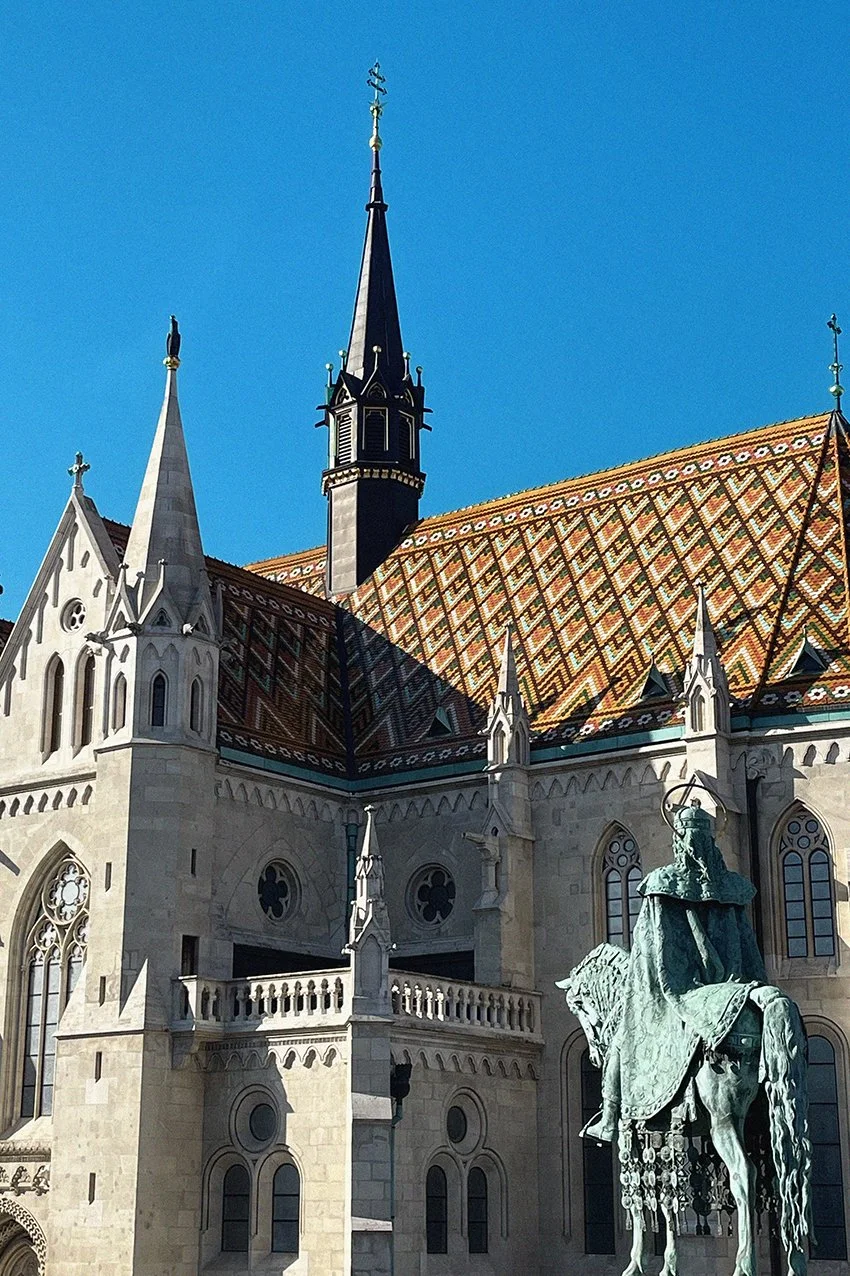 BUDAPEST-EXTERIORS ix_9445_low.jpg