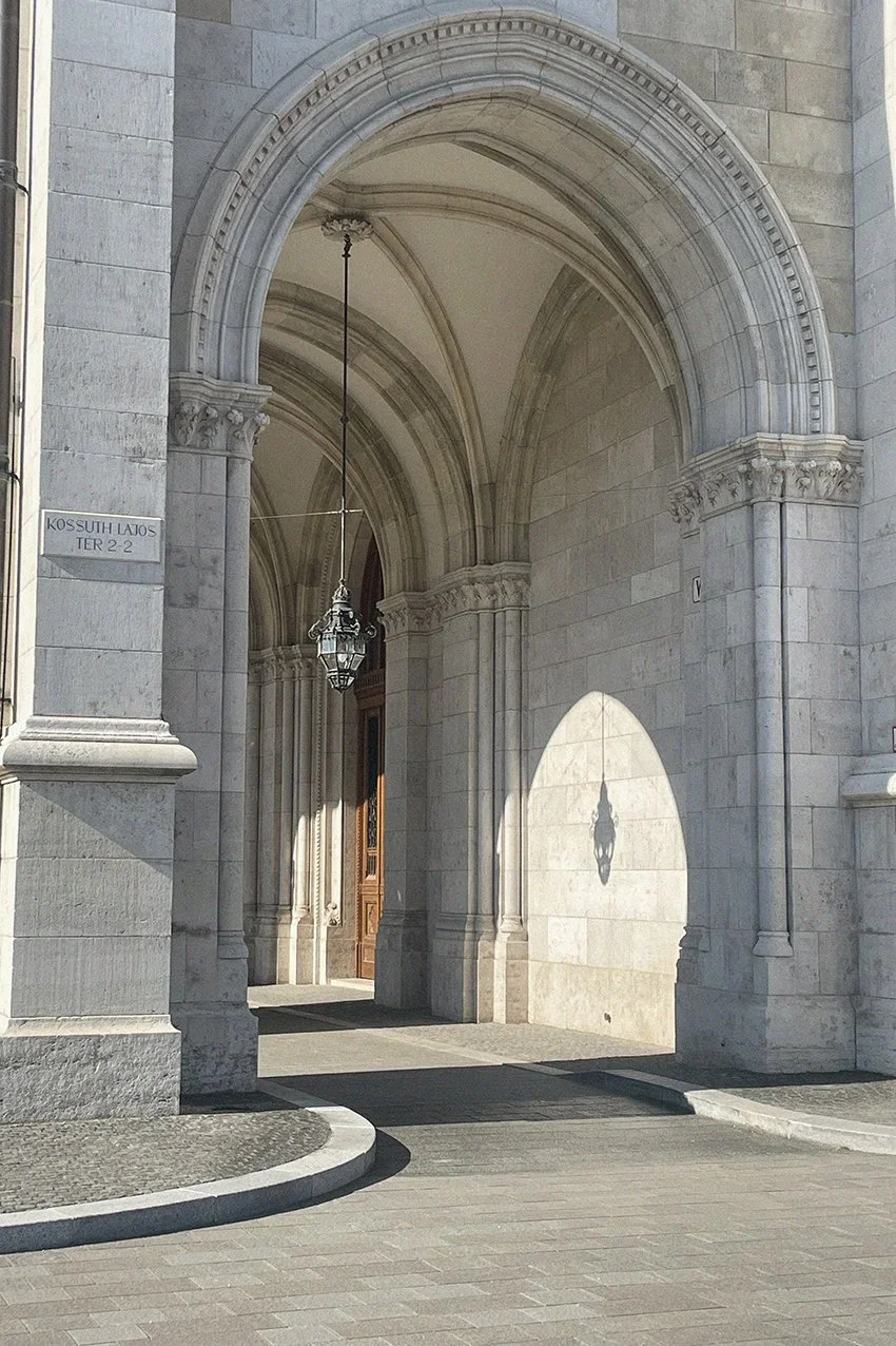 BUDAPEST-EXTERIORS vi_9413_low.jpg