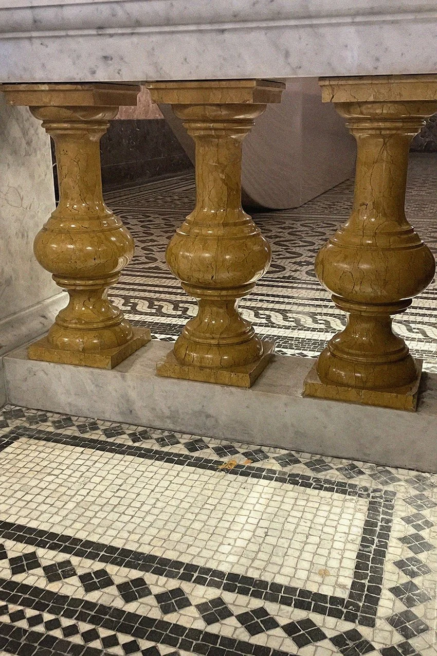 BUDAPEST-INTERIORS i_9193a_low.jpg