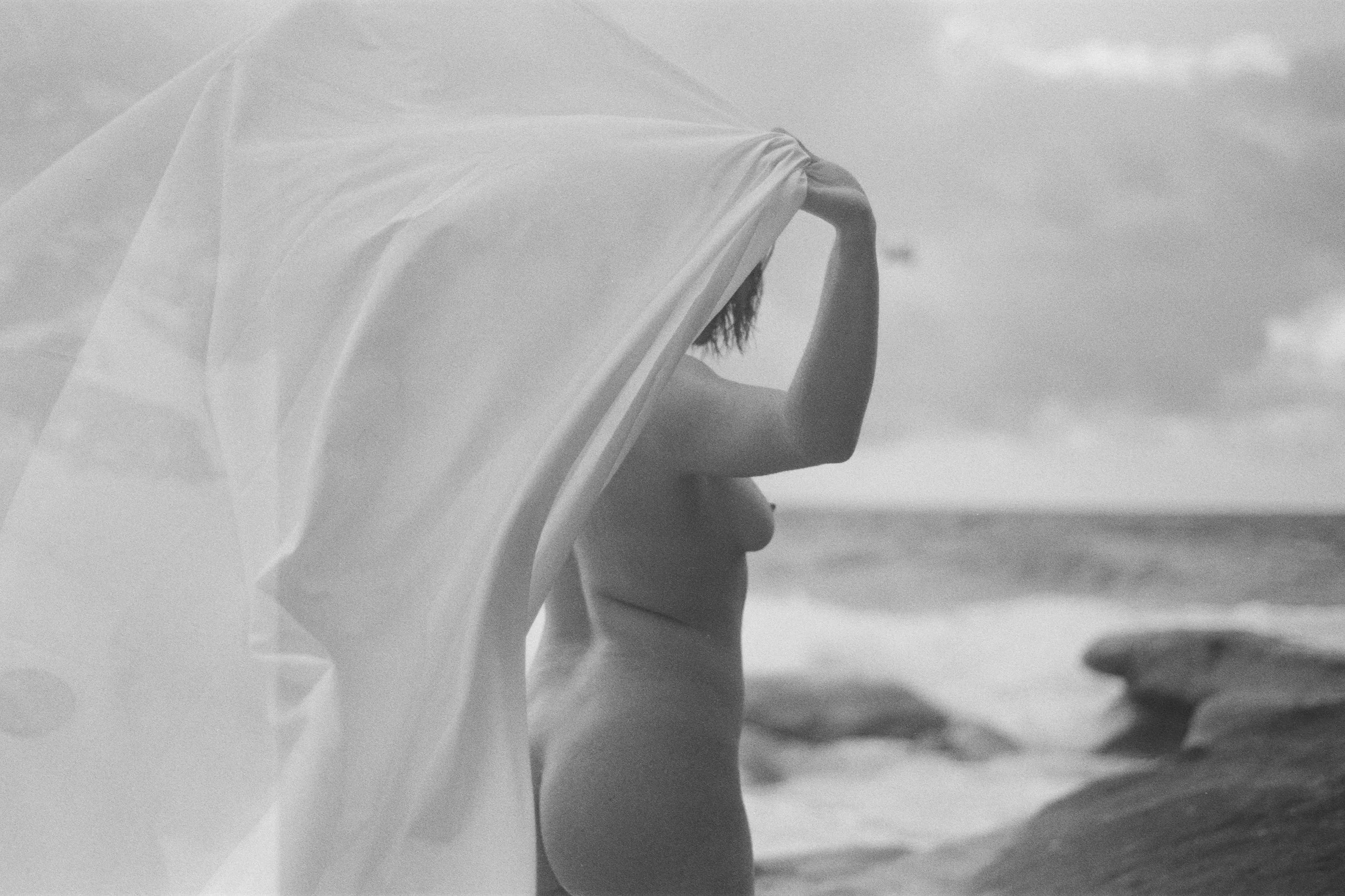 LA FEMME FORME-SUMMER v.jpg