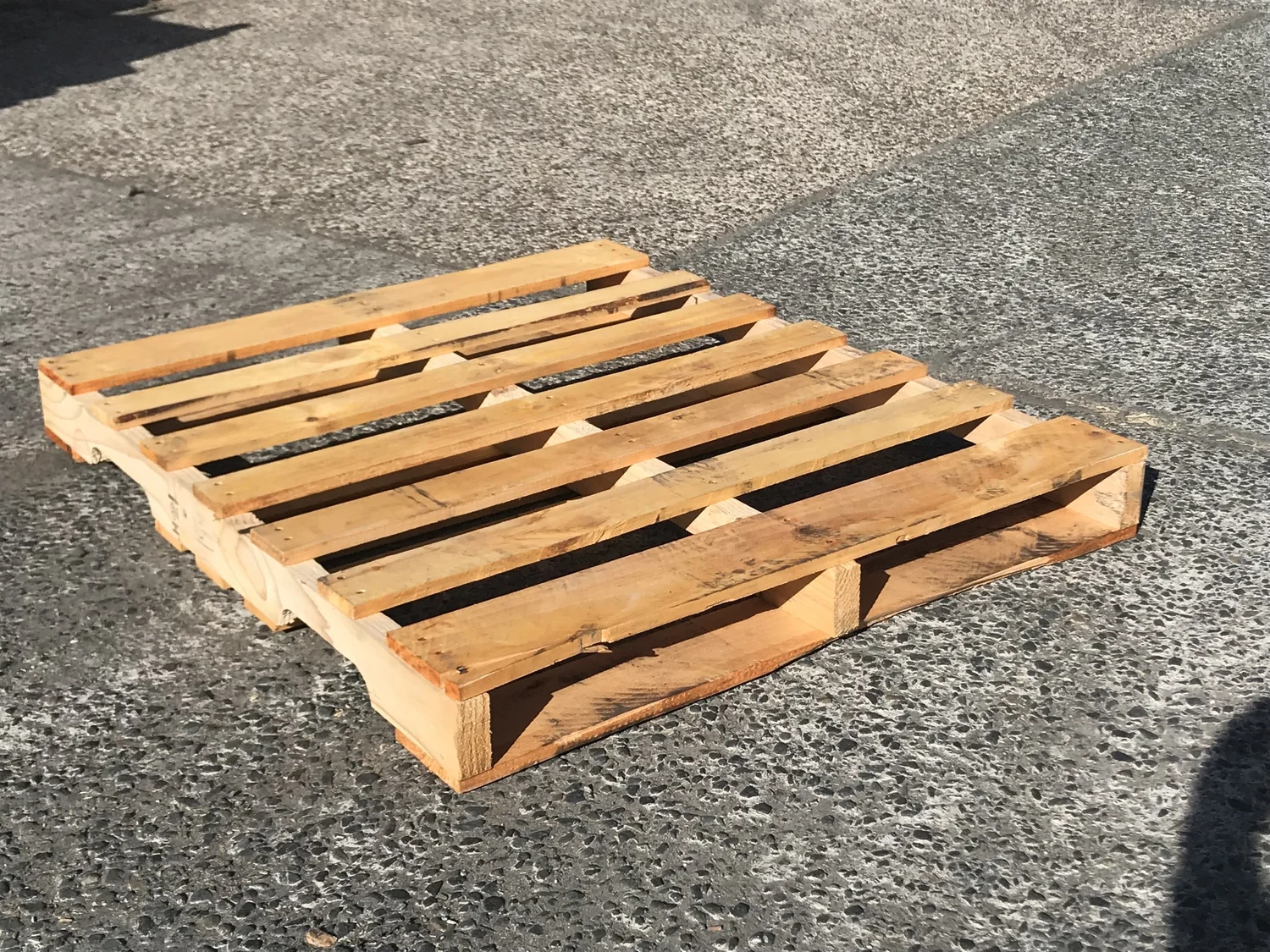 Tom's Pallets Brisbane: New & Recycled Pallets, Fast Delivery
