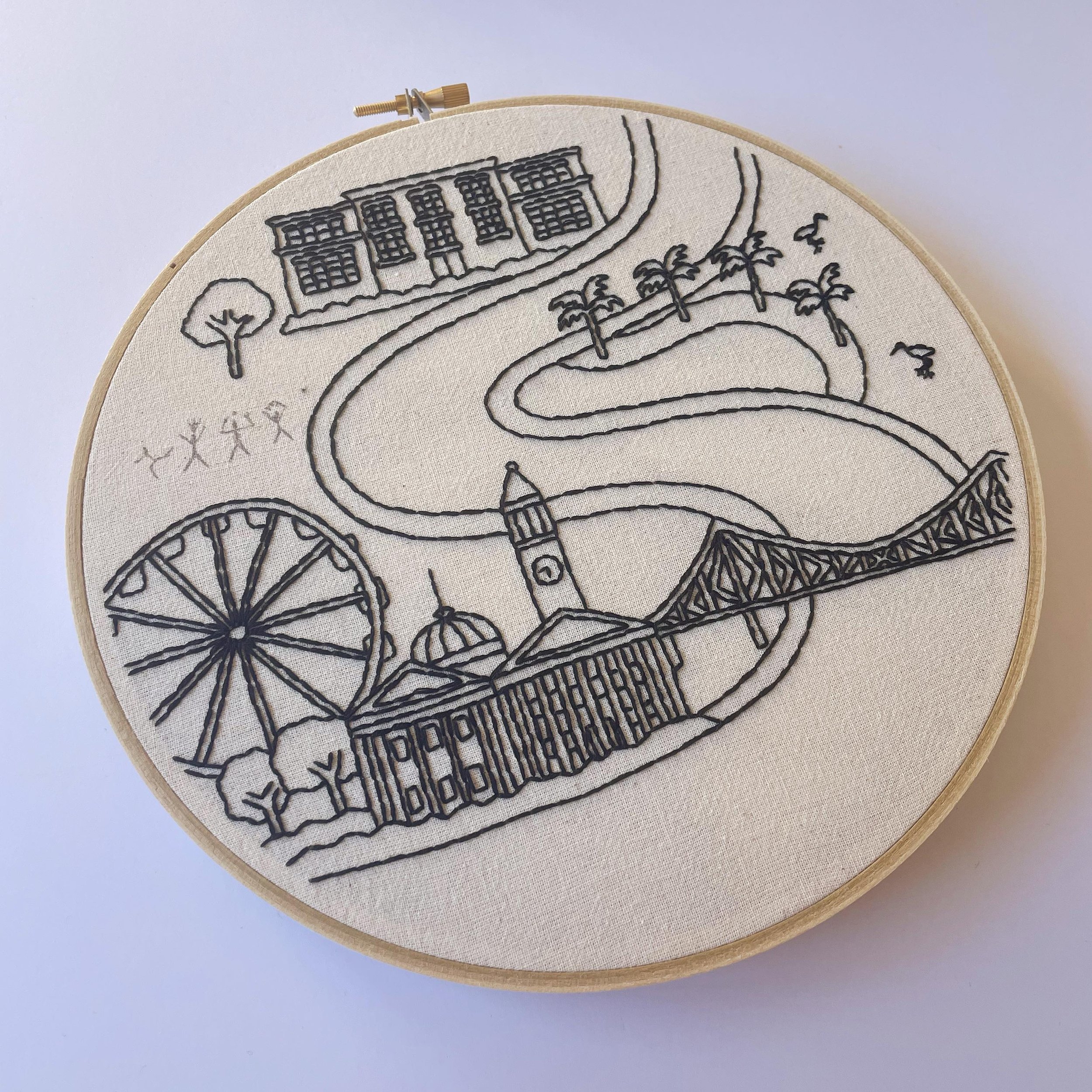 I&rsquo;ve been working on something exciting that involves stitching some wonderful Meanjin/Brisbane icons! I haven&rsquo;t really visited so I asked Google and Instagram to help me choose some prominent landmarks - I&rsquo;ve included Brisbane Powe