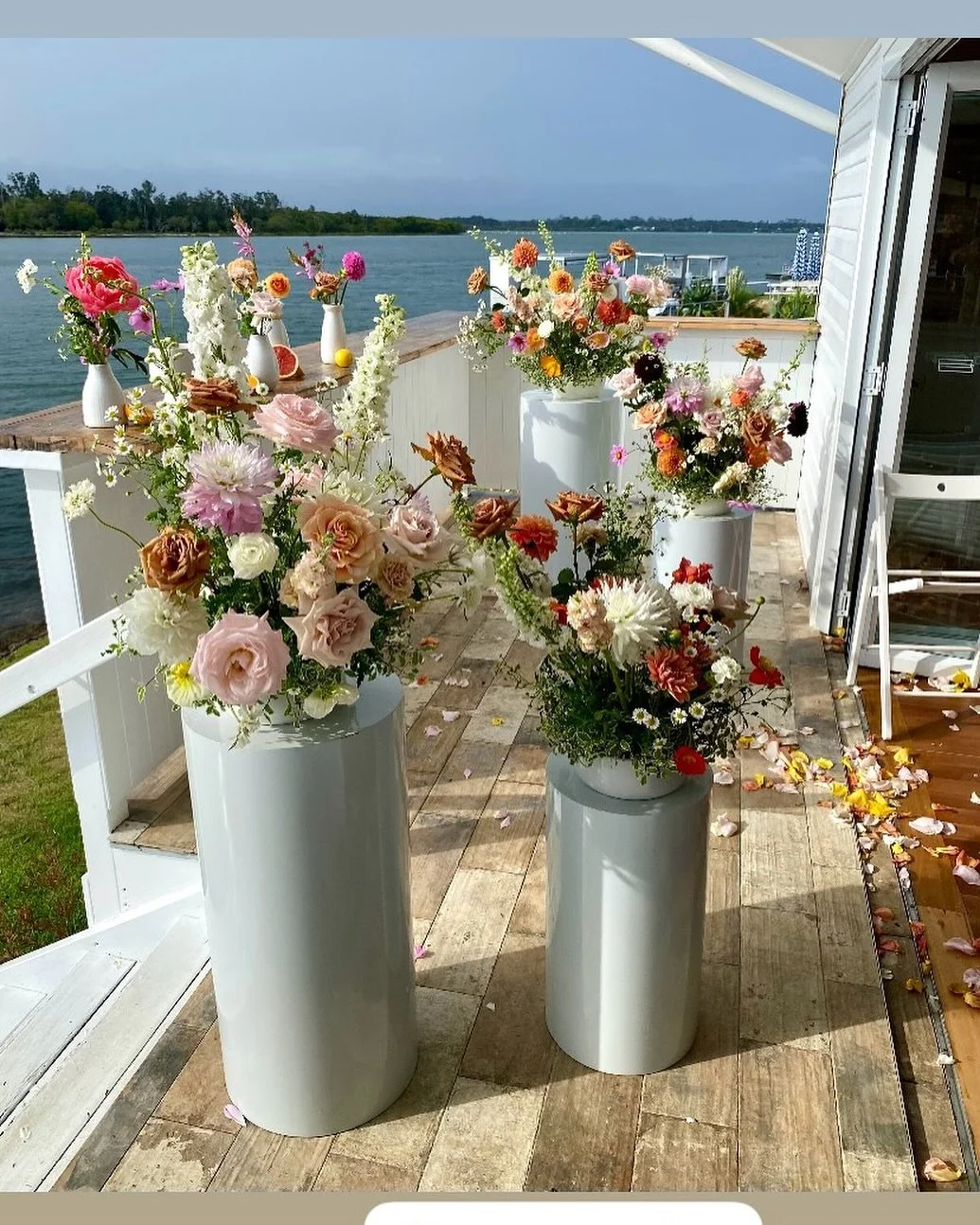 Such a beautiful wedding... x 

@_banks_cafe_ 
@marriedbylouisa 
@alexanderbradley.wp
@hannah_therese24