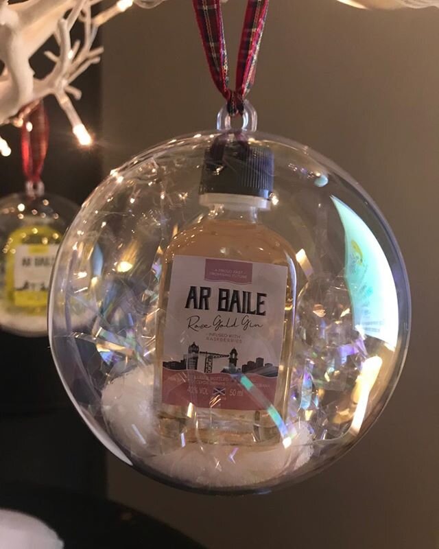 Our Christmas Gin baubles all ready for the Fair @ SEC Glasgow #xmasbaubles #rosegold #tropical #arBaile #clydebank