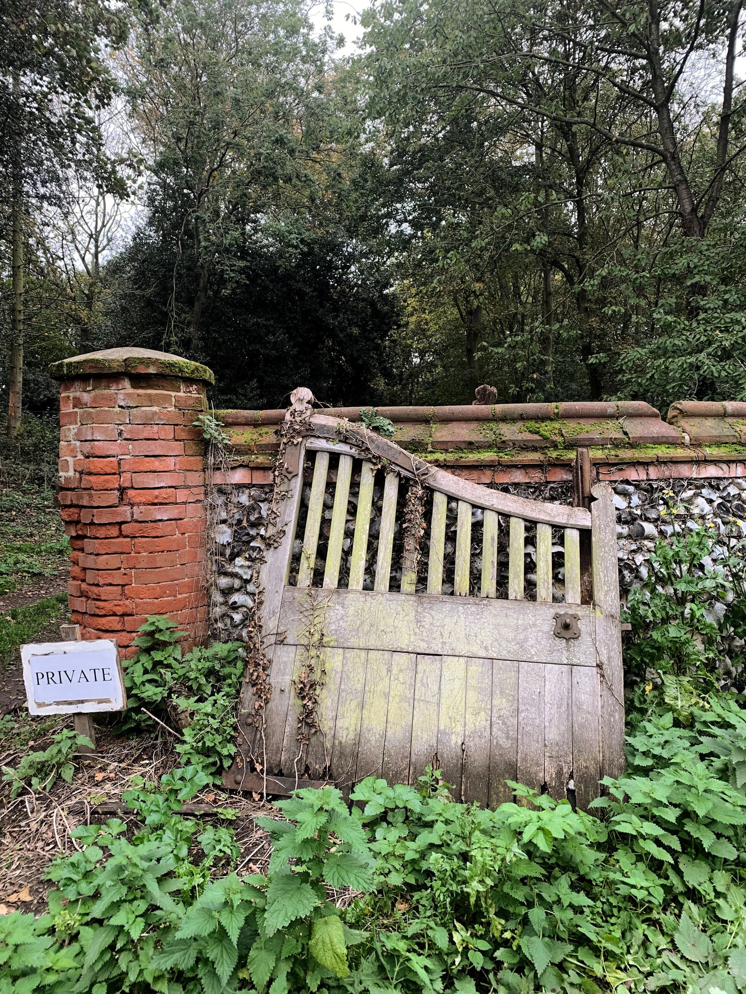 Wiveton gate.jpg
