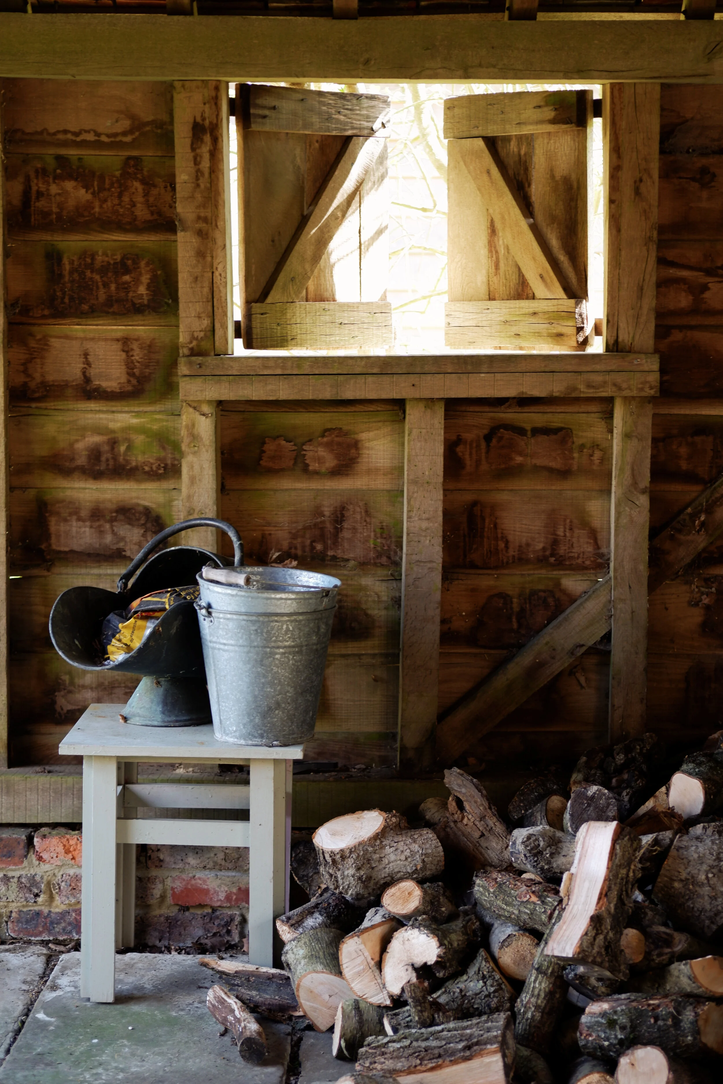perch-hill-wood-kindling.jpg