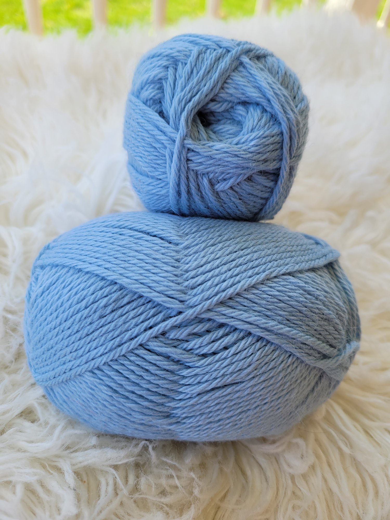 65% Wool and 35% Alpaca Yarn for Knitting and Crocheting, 3 or Light, Worsted, Dk Weight, Drops Lima, 1.8 oz 109 Yards per Ball (9016 Navy Blue)