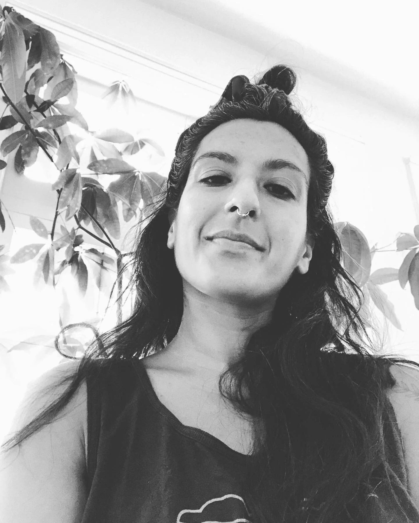 I&rsquo;M BACK.⁣⁣⁣
⁣⁣⁣
after a few weeks of roving around ontario visiting family, I&rsquo;m now in ottawa &mdash;&gt; ready to root.⁣⁣⁣
⁣⁣⁣
letting the process of settling + reacclimatizing unfold in time. without rush or hurry. surrendering to what