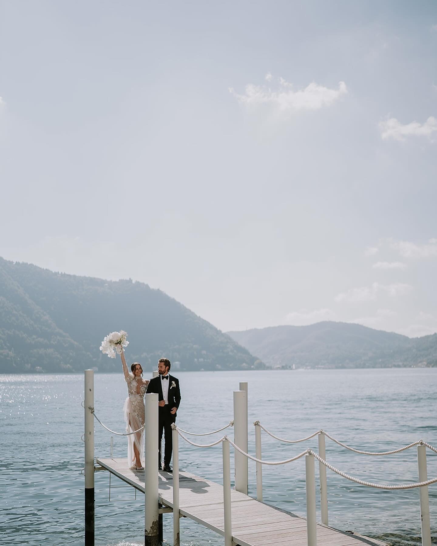 Lake Como on film and digital. Can&rsquo;t wait to be back there soon! 

@villapizzo 
Lake Como wedding photographer // Villa Pizzo

#lakecomowedding #lakecomoweddingphotographer #destinationweddingphotographer #villapizzowedding #lakegardawedding #w