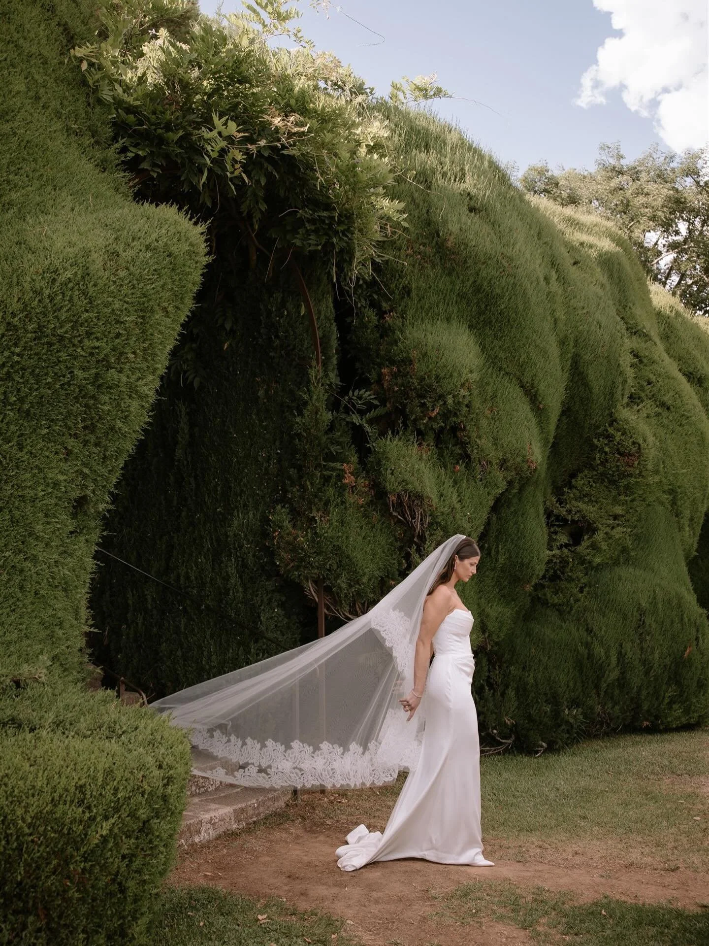 Erica in Villa Cimbrone gardens 

@villacimbrone 
@lacallaevents 
@alessandromancinostudios 
@kyhabride 
Amalfi coast wedding
#amalficoastwedding #amalficoastweddingphotographer #ravellowedding