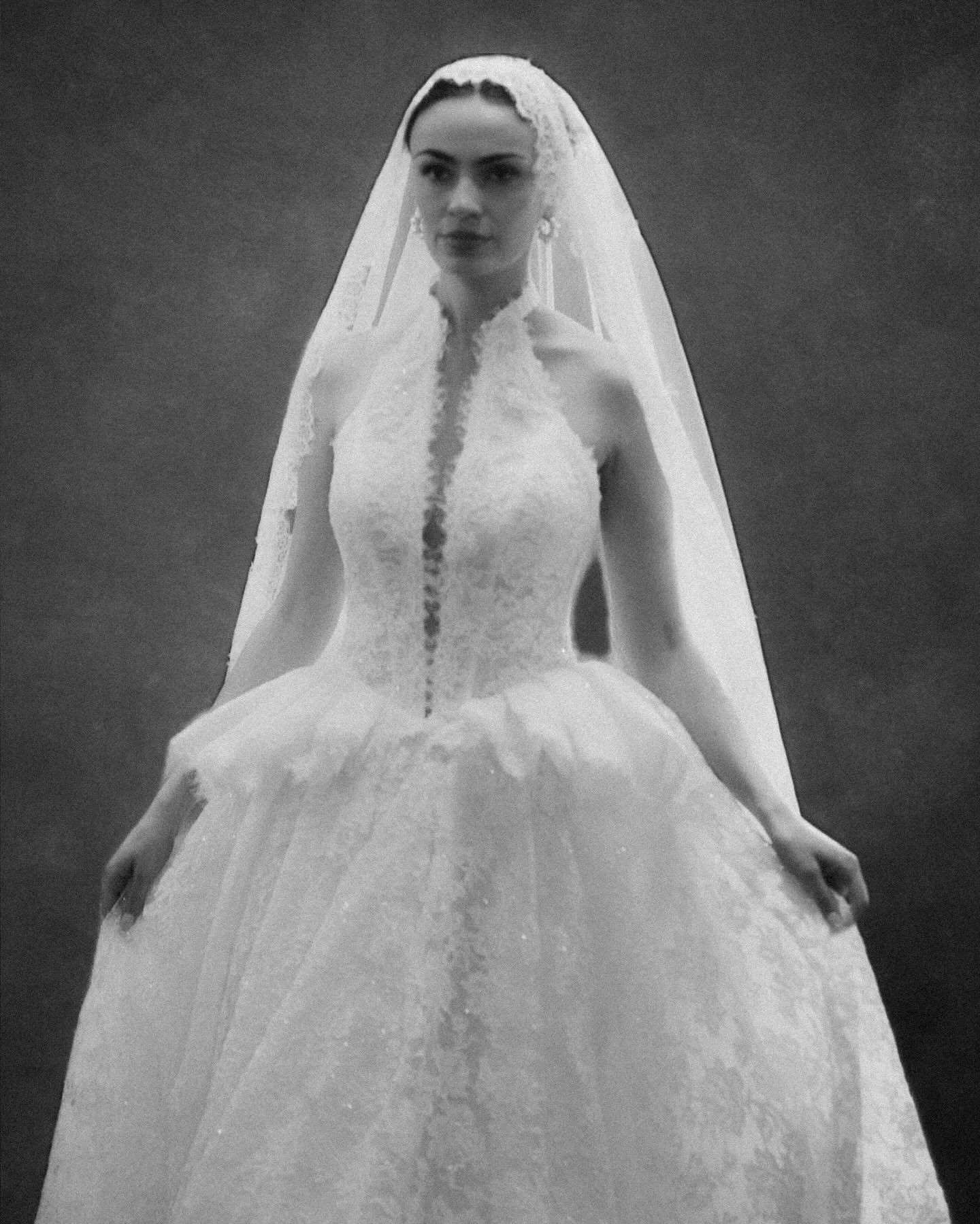 London bridal fashion week 2026

Here&rsquo;s a selection of pics I took, featuring Ellis Bridal and Martina Liana
@bridalweekofficial 
@martinalianabridal 

#fashionweek #bridalfashion #bridalfashionweek