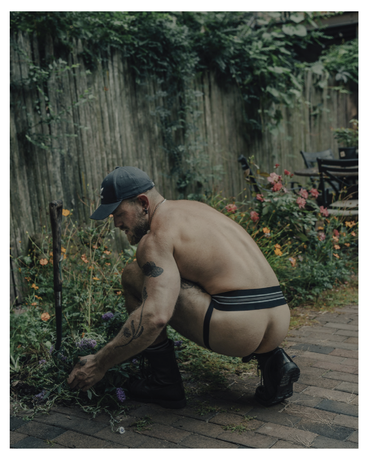 THE SECRET GARDEN