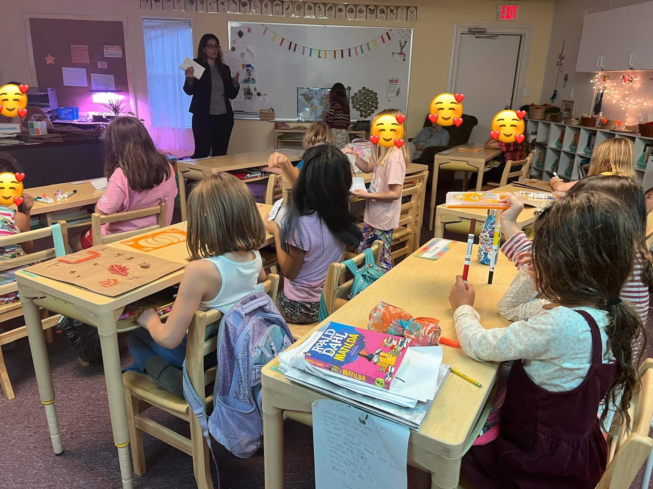 Belkis Plata teaches Girl Scouts civics