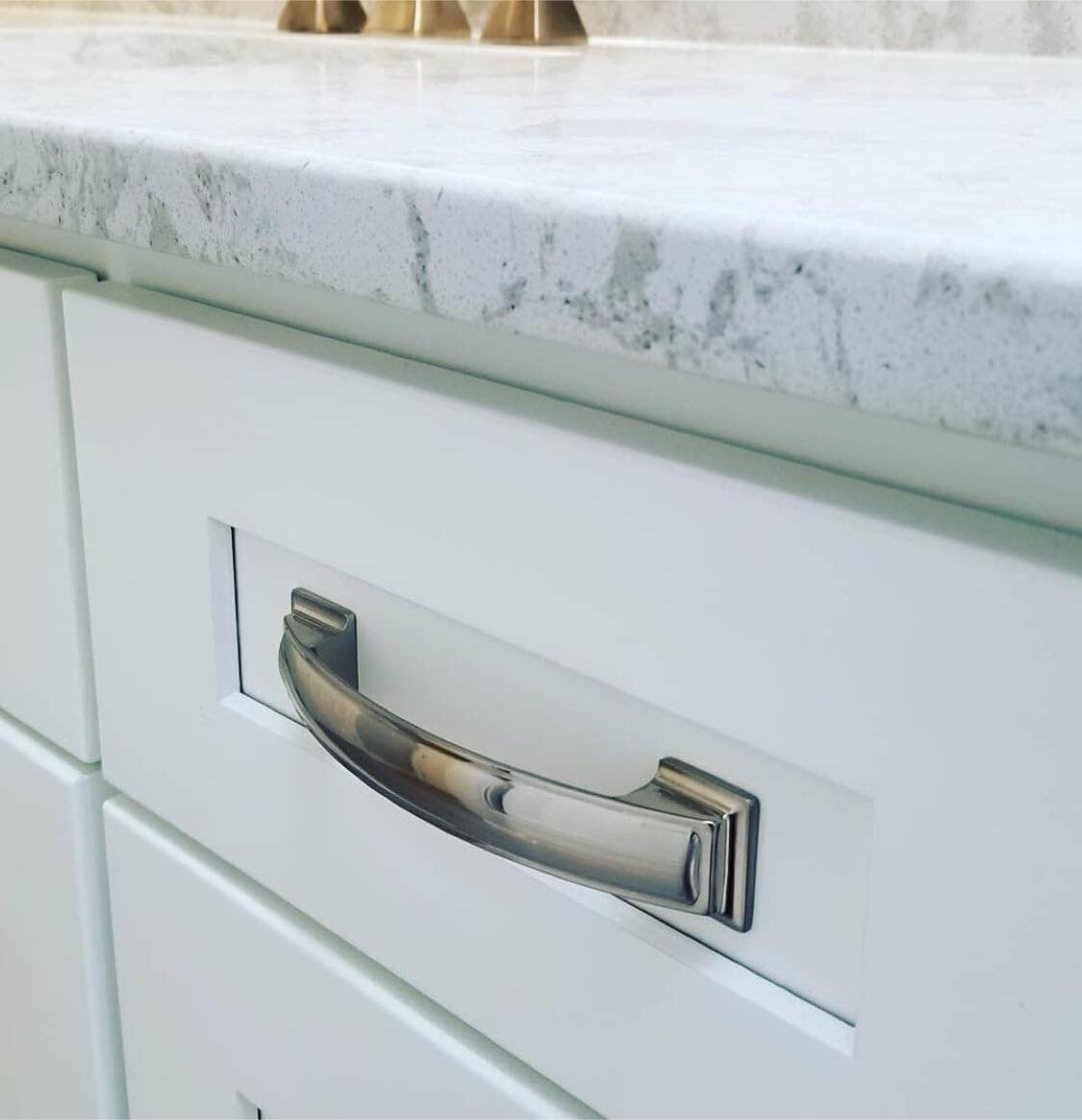Finding the right hardware for your cabinetry doesn't have to be complicated, and we have samples in our showroom from Hardware Resources! We find it very helpful to hold up different options next to the cabinet  samples to find the perfect one. 

Re