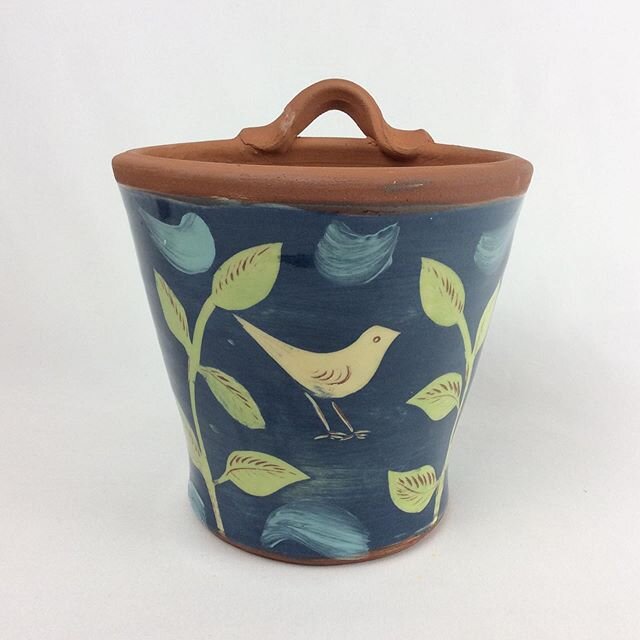 This wall-pot will be on sale this weekend as part of the Digital Crafts Festival organised by the team behind the Bovey Tracey Craft Festival. There will be demonstrations, craft cinema and an opportunity to meet the makers. All happening online Jun