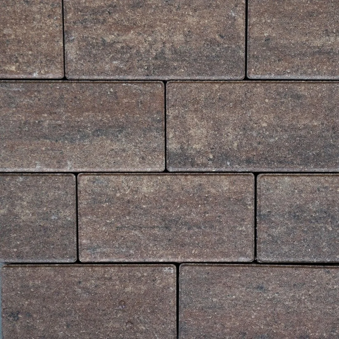 Sierbetonklinker Drive Nature Bruin genuanceerd.