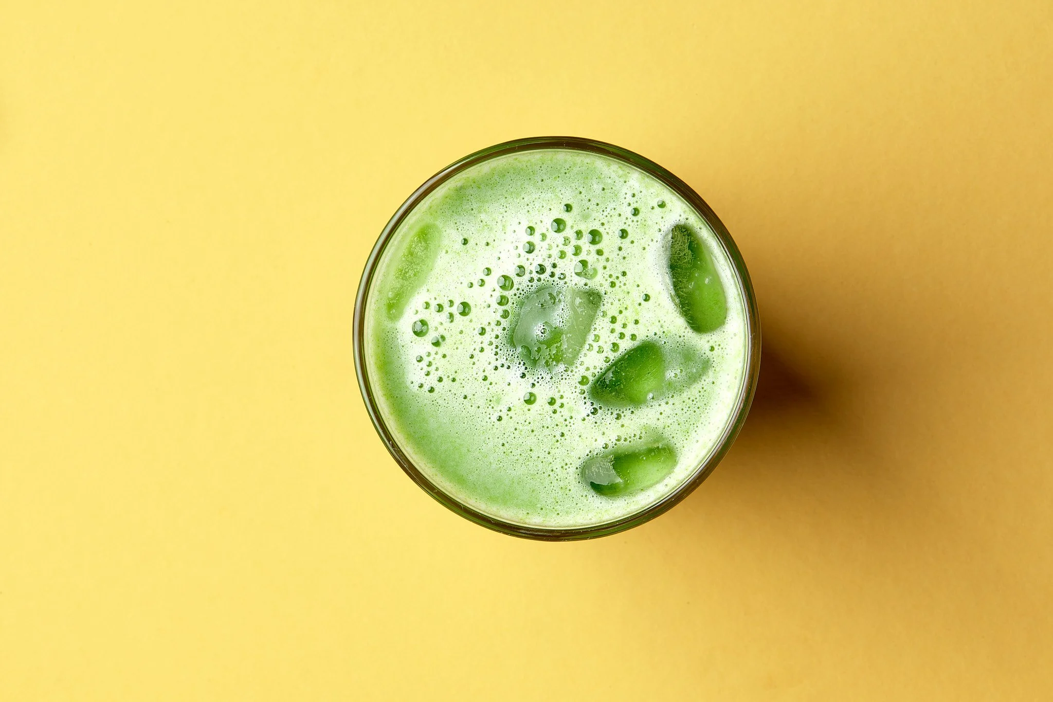 Green juice by Sarah Neuner Photography
