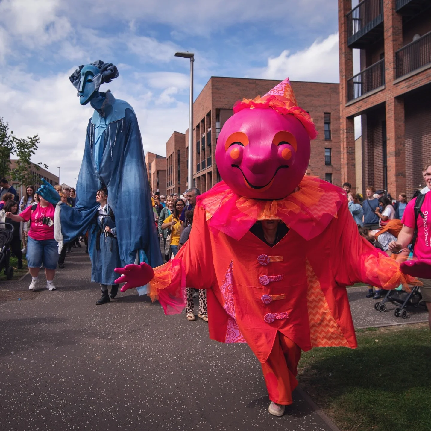 @citizenstheatre Homecoming festival Pt. 1! What a joy to capture. 
Featuring giant puppets Comedy and Tragedy, this procession was followed through the Gorbals by the the whole community, and genuinely made me emotional to not only see all the wonde