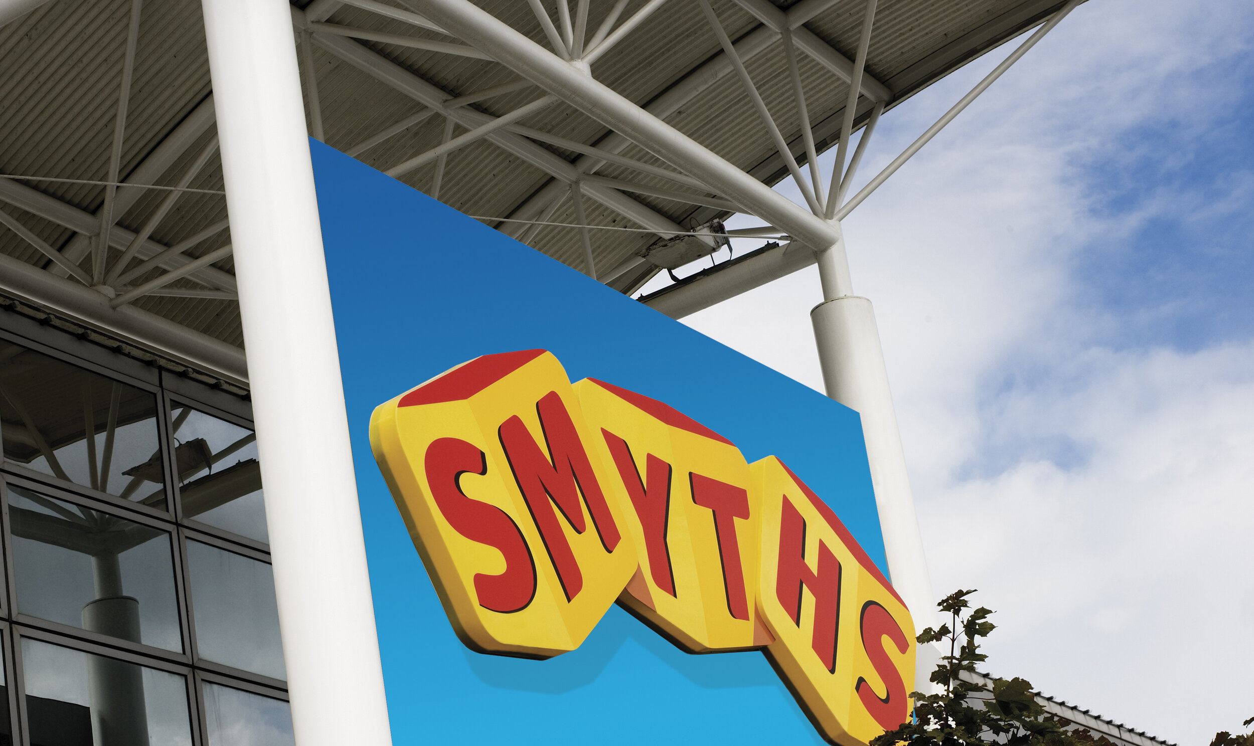 Smyths Toys Logo Smyths Logo Exterior Hi Res Stock Photography And