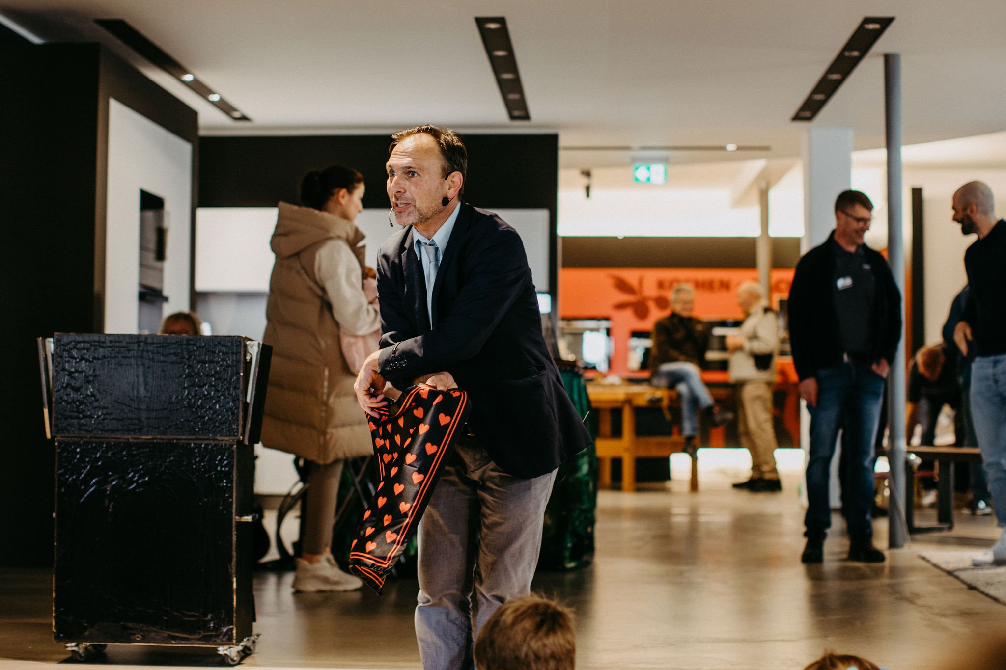 Markos Magic (29).jpg