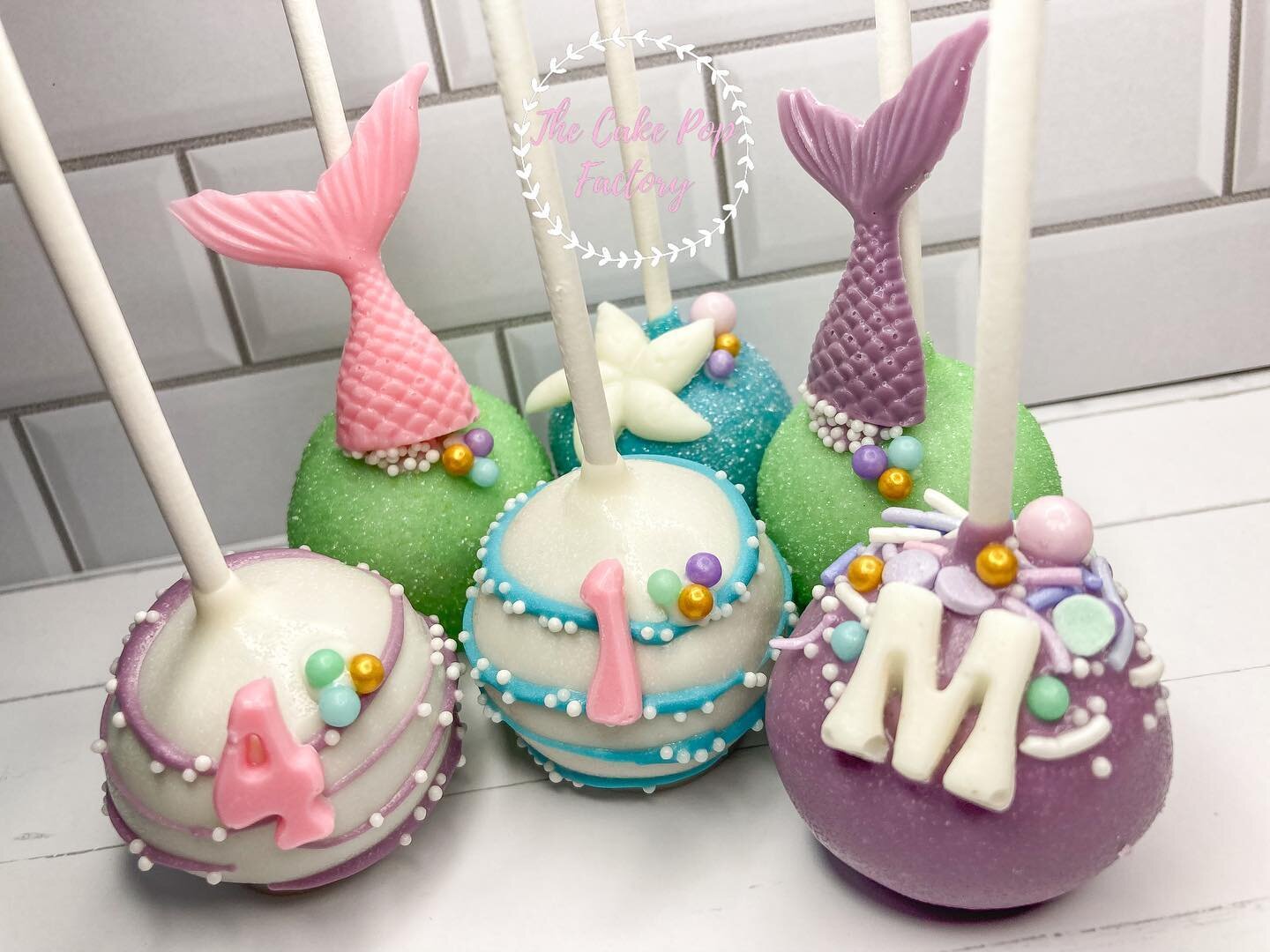 Happy 1st & 4th birthday to these 2 little mermaids! 🍡🎉🧜🏼‍♀️💜💚💙💛💗🥳