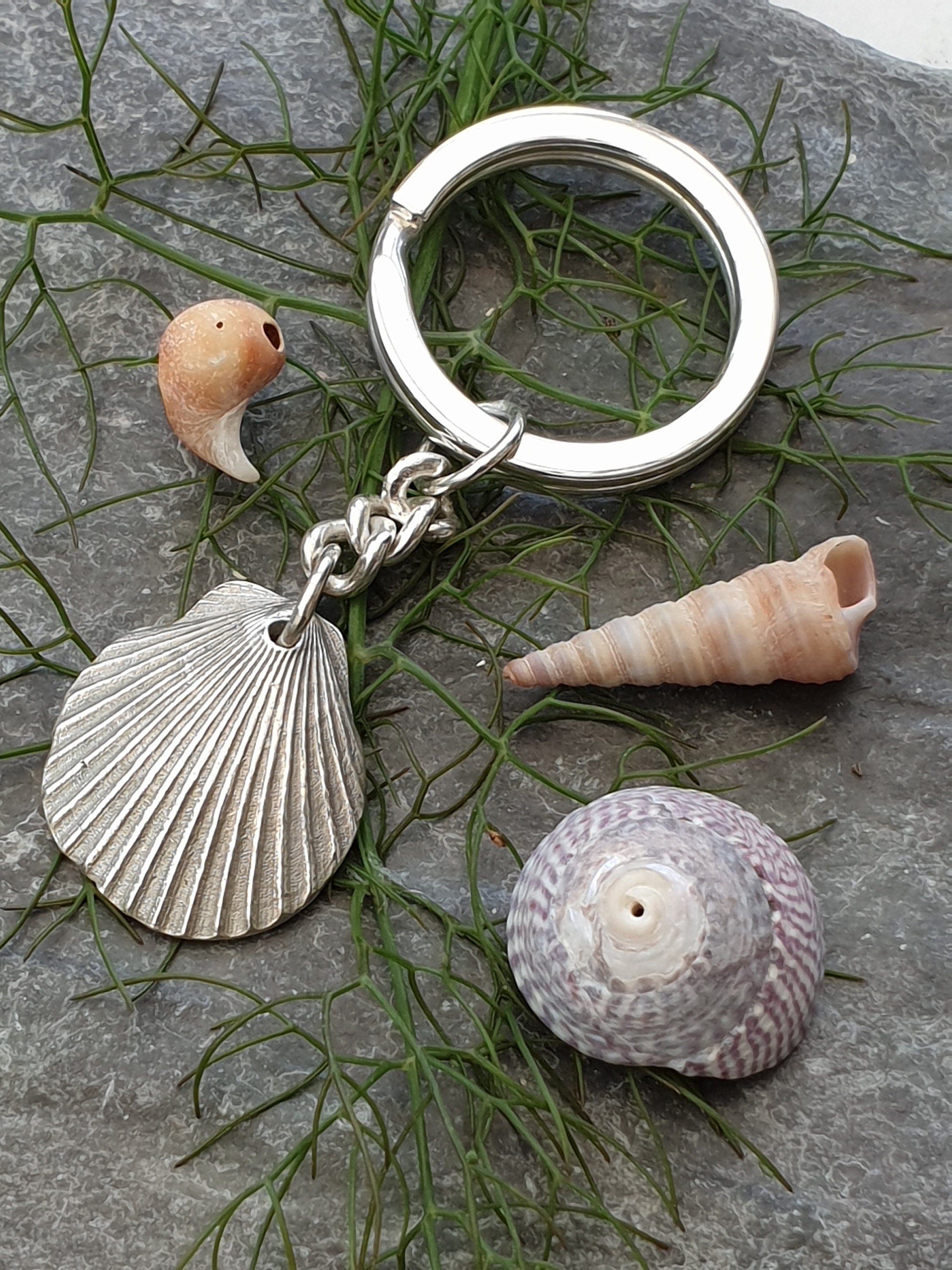 https://i.etsystatic.com/21412572/r/il/b4e39b/2396510059/il_fullxfull.2396510059_67f4.jpg
