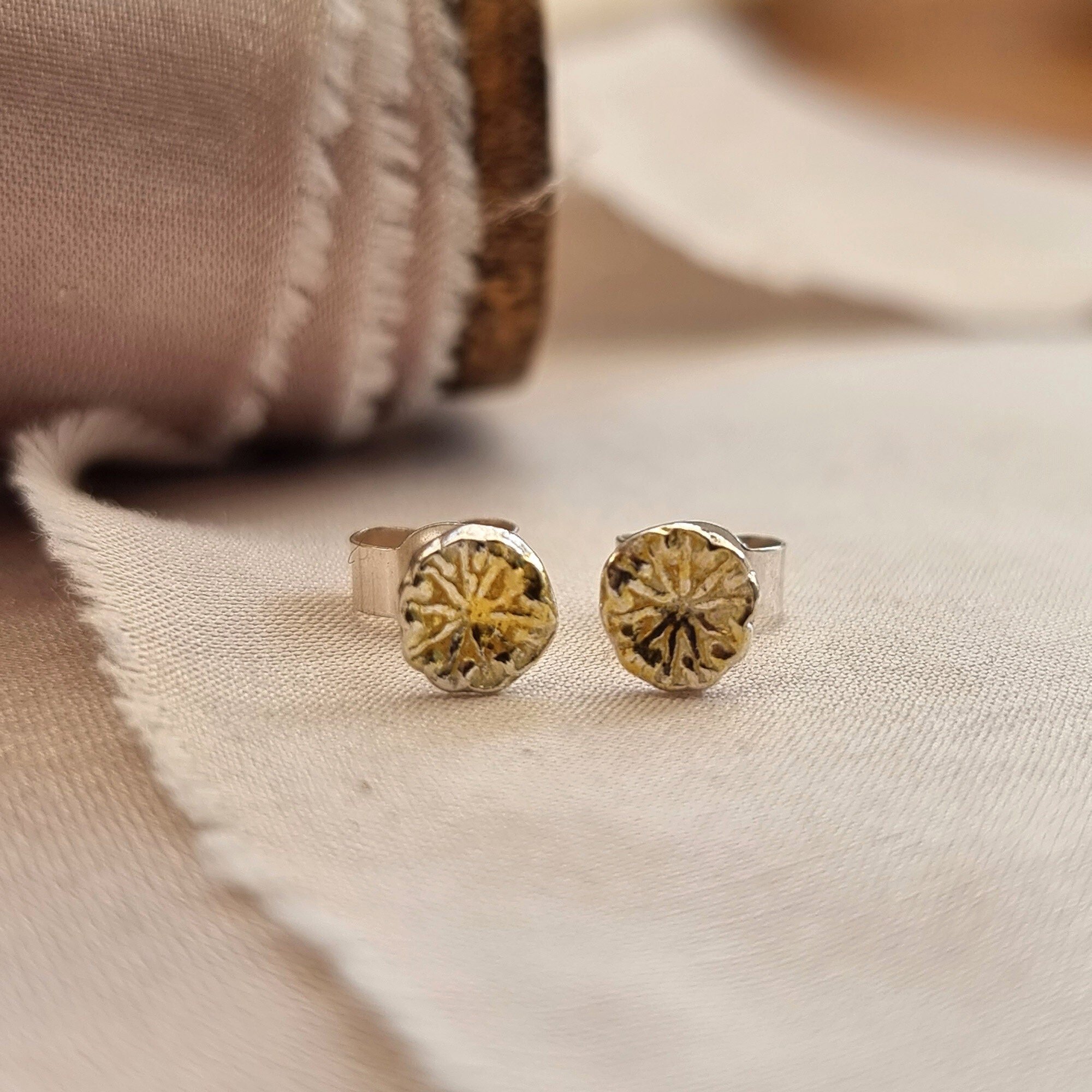 https://i.etsystatic.com/21412572/r/il/e4154f/3841177179/il_fullxfull.3841177179_suwq.jpg