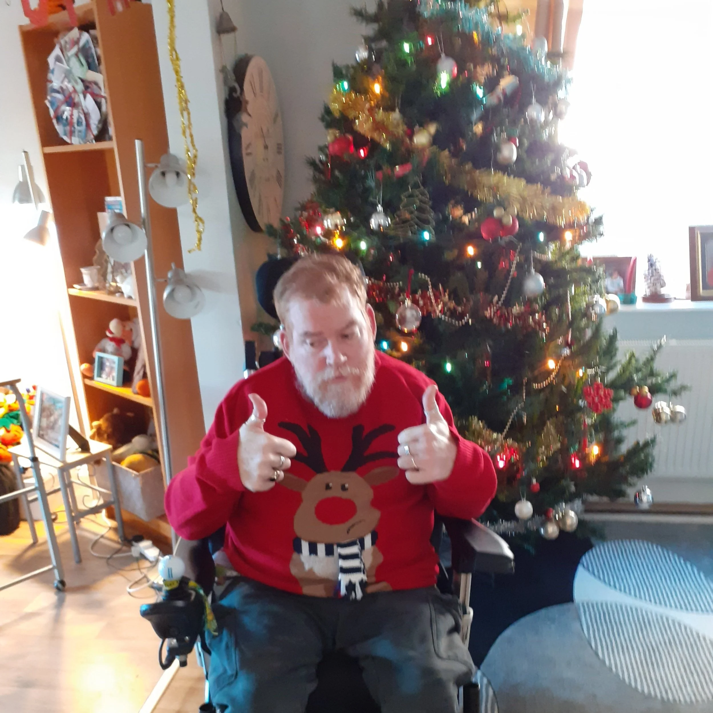 Si+Christmas+Jumper.jpg