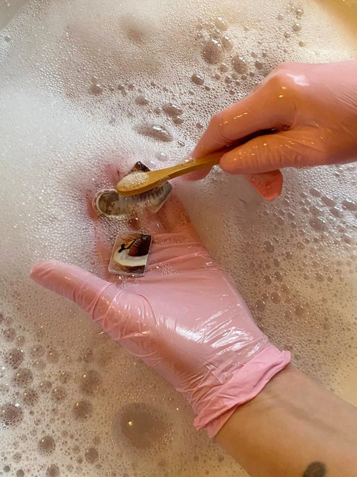 After the cutting and the sanding comes the 🛁 🫧