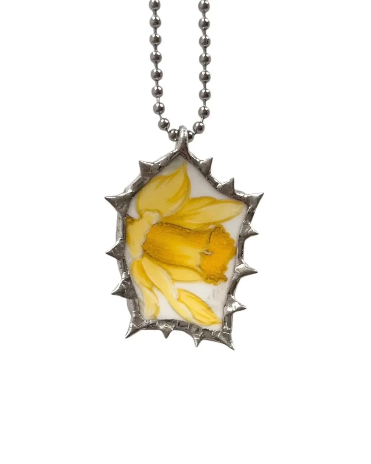 Daffodil Necklace