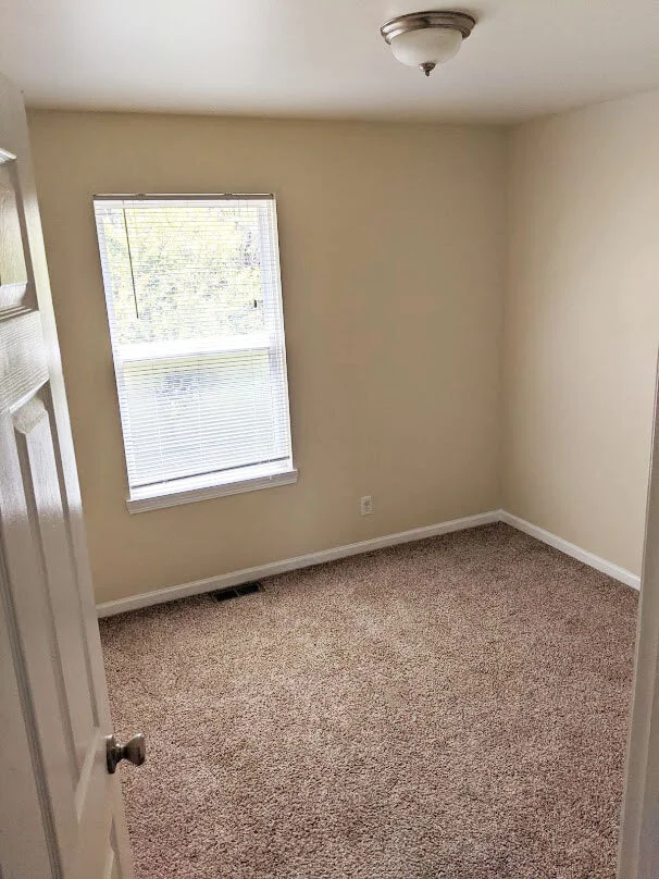 Image showcasing Keeneland Townhouses | First Midwest Rentals