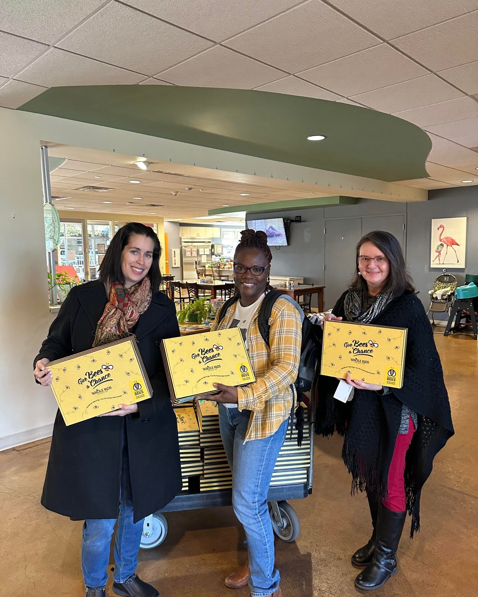 Last week, we had the privilege of visiting Ronald McDonald House Charities of Central Texas to donate a handful of our collaborative Bee Boxes from @wholekidsfoundation and HHF. @rmhcctx 's mission is simple: to keep families close and cared for whi