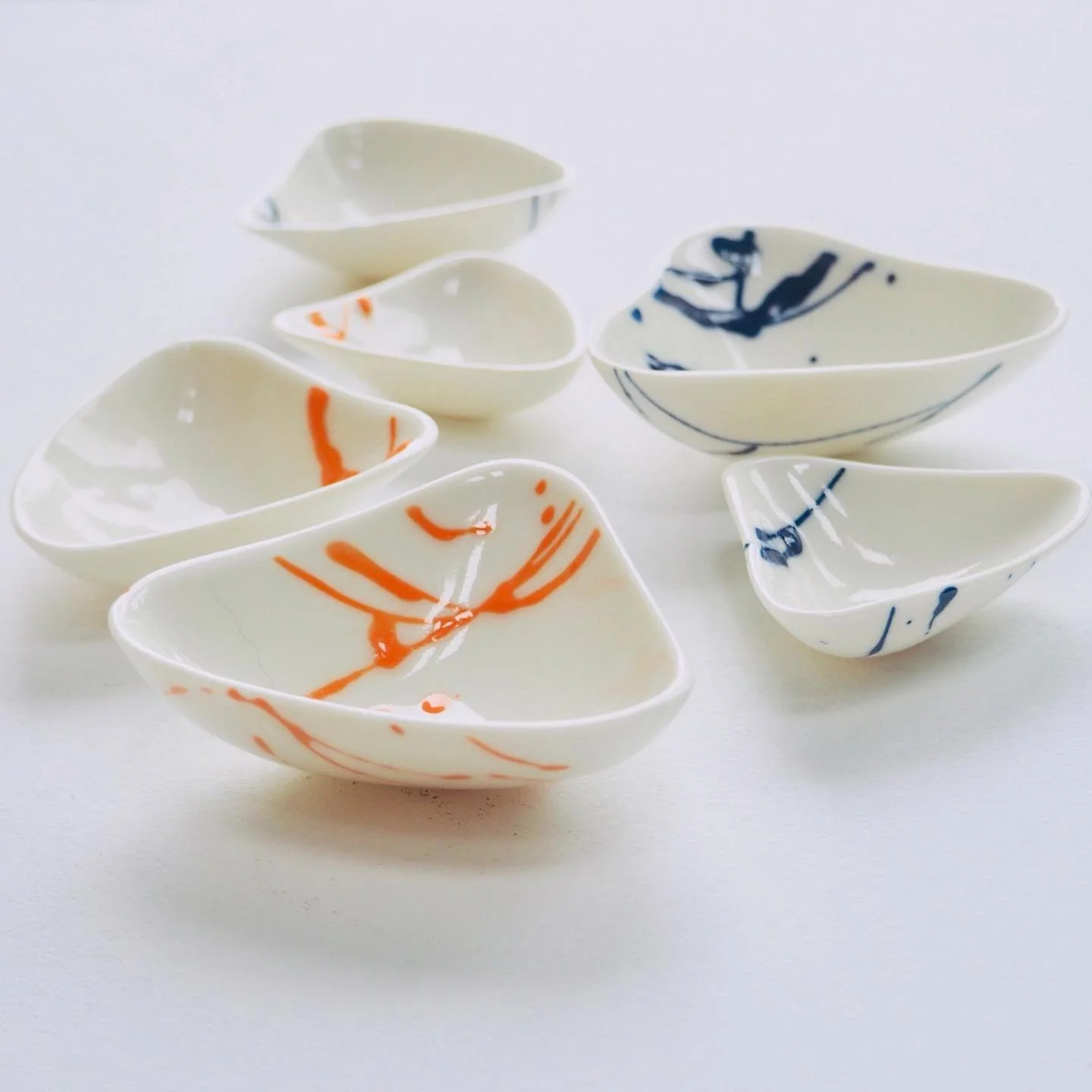 &ldquo;Wow, that&rsquo;s service!&rdquo; 
I had an order for nibbowls yesterday. Turned out the person lived quite near to me so I refunded the postage and delivered them by hand this morning. 

My customer was impressed with the personal service and