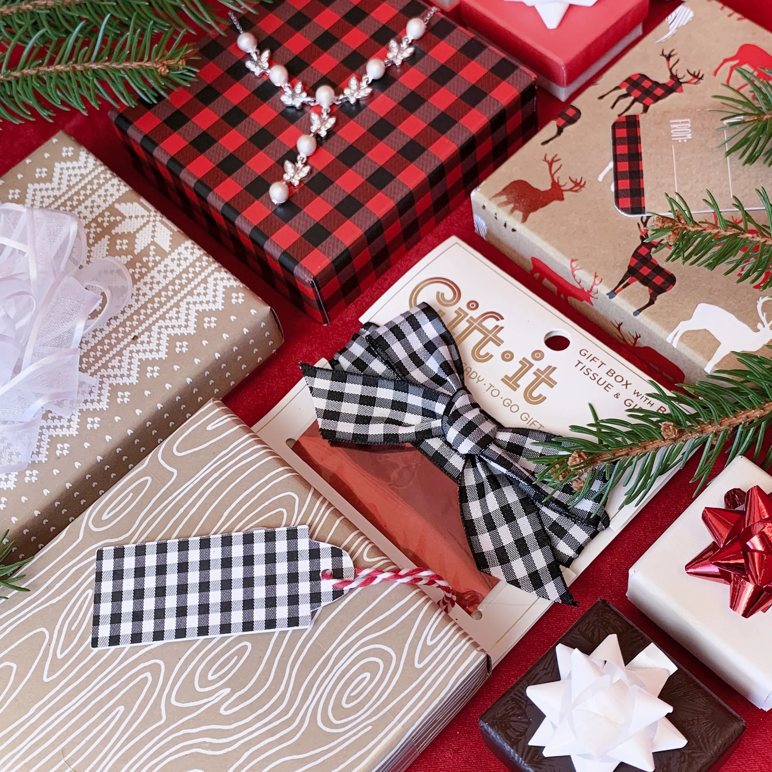 holiday gift it packaging A&H blog post