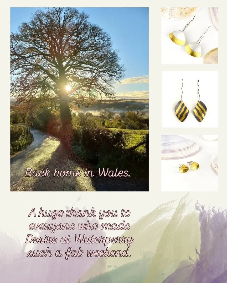 Despite a bit of heat...that's probably an understatement, Desire at Waterperry was fab. Thank you to everyone on the organising team at Craft in Focus for all your hard work. Thanks to the amazing exhibitors and my lovely neighbours in tent B. Thank