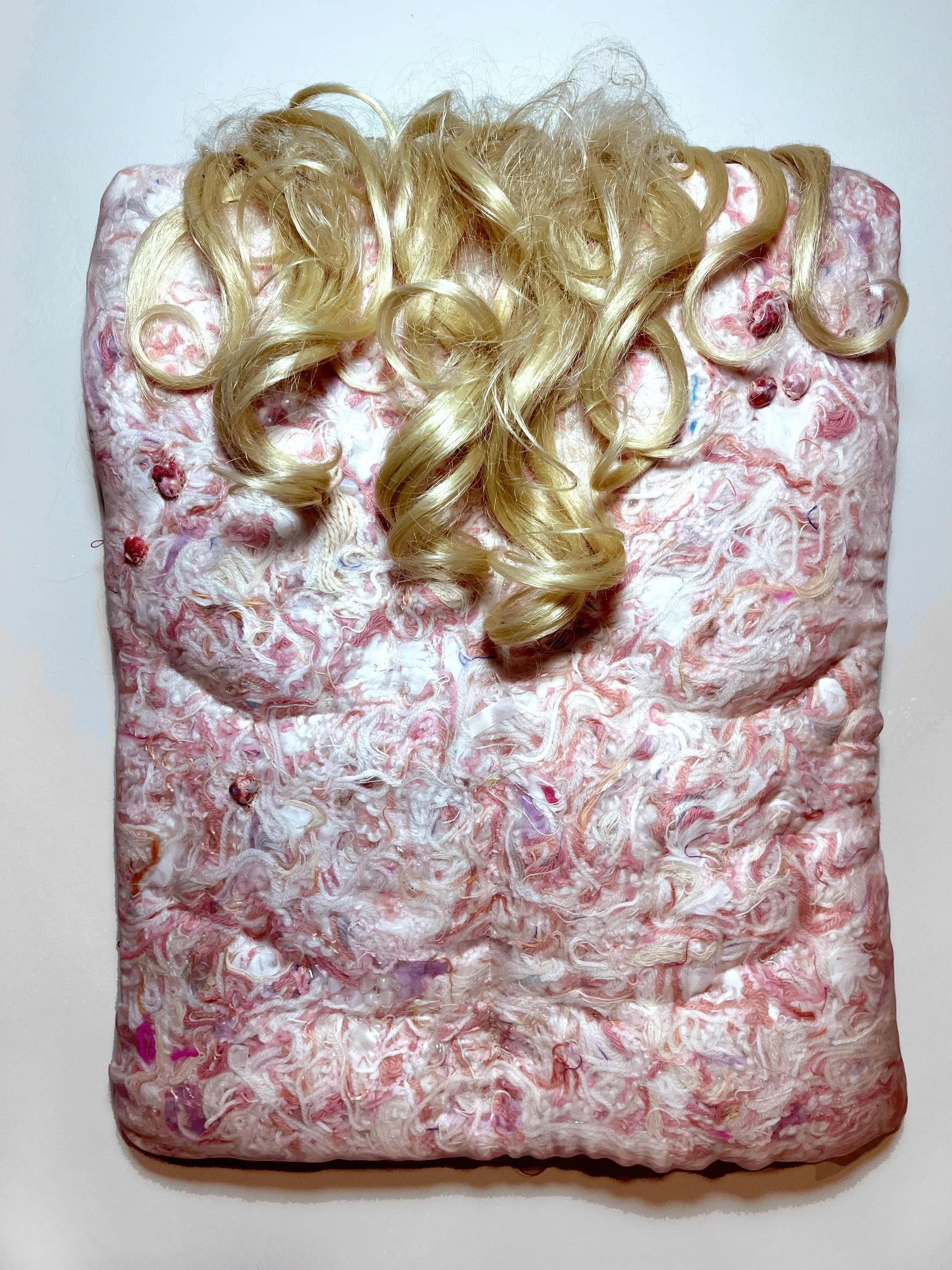 Kelly Boehmer:Absurd Beauty