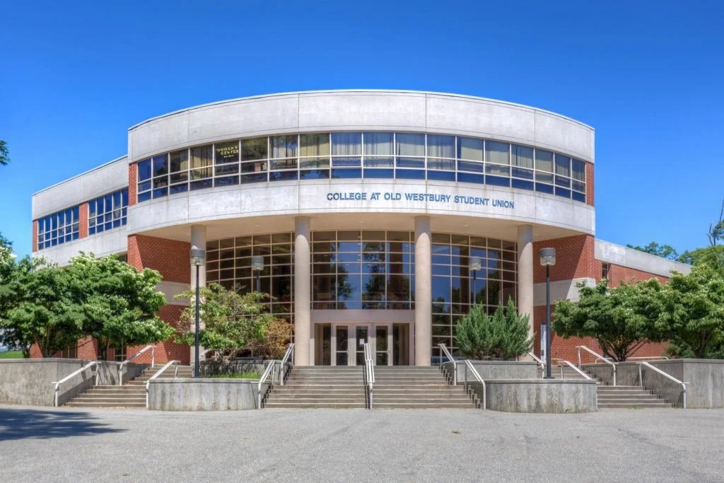 SUNY OLD WESTBURY CAMPUS CENTER