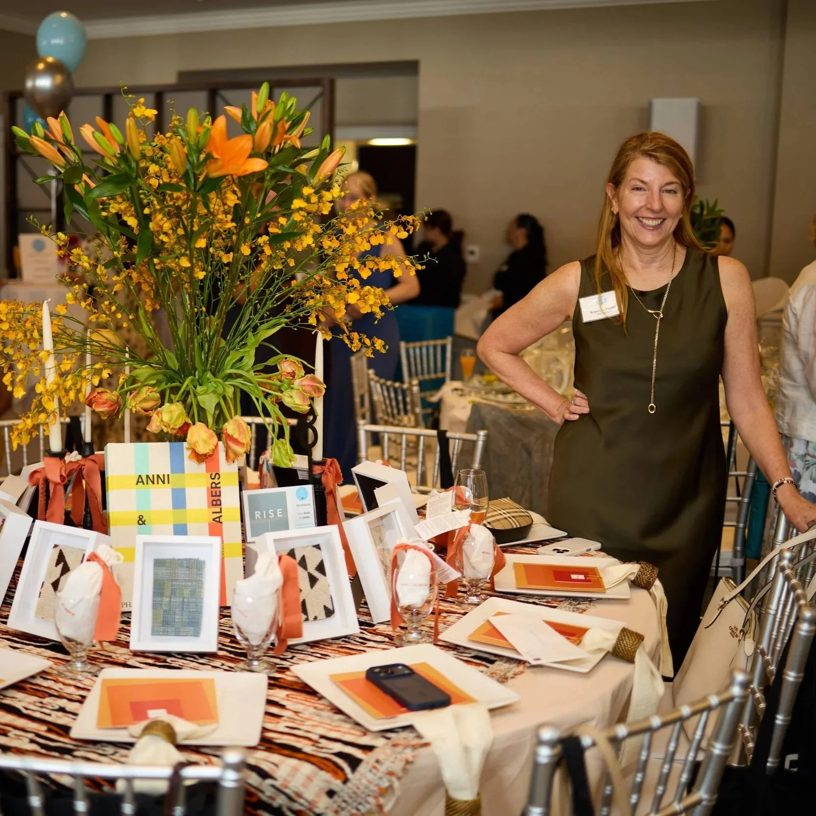 HOMES WITH HOPE GATHER ROUND TABLE EVENT