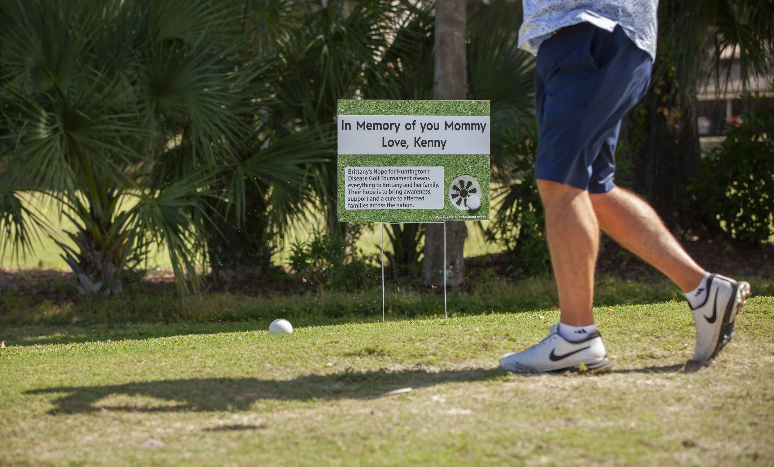 Golf-Lawn-Sign.jpg