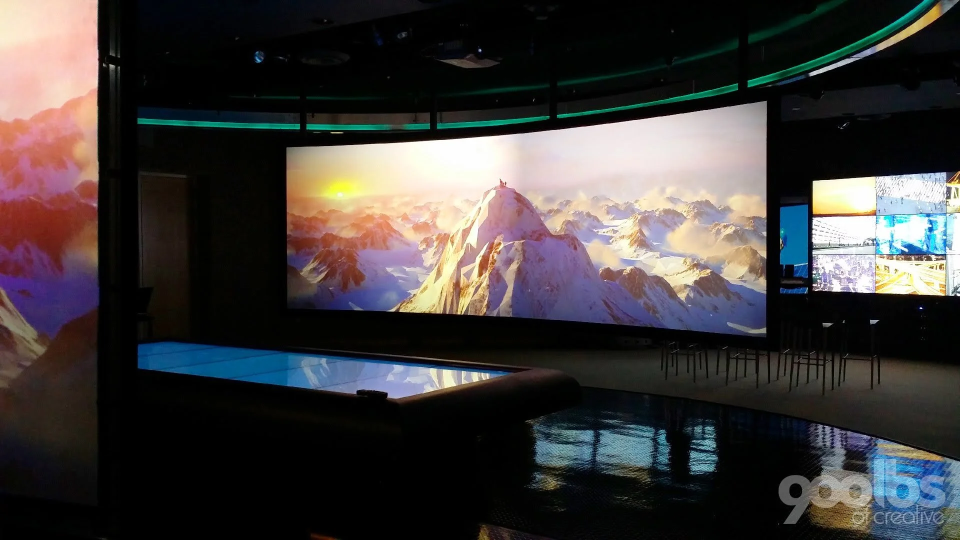 900lbsofCreative_ApexAwards_ImmersiveEnvironments_HPE_2.jpg