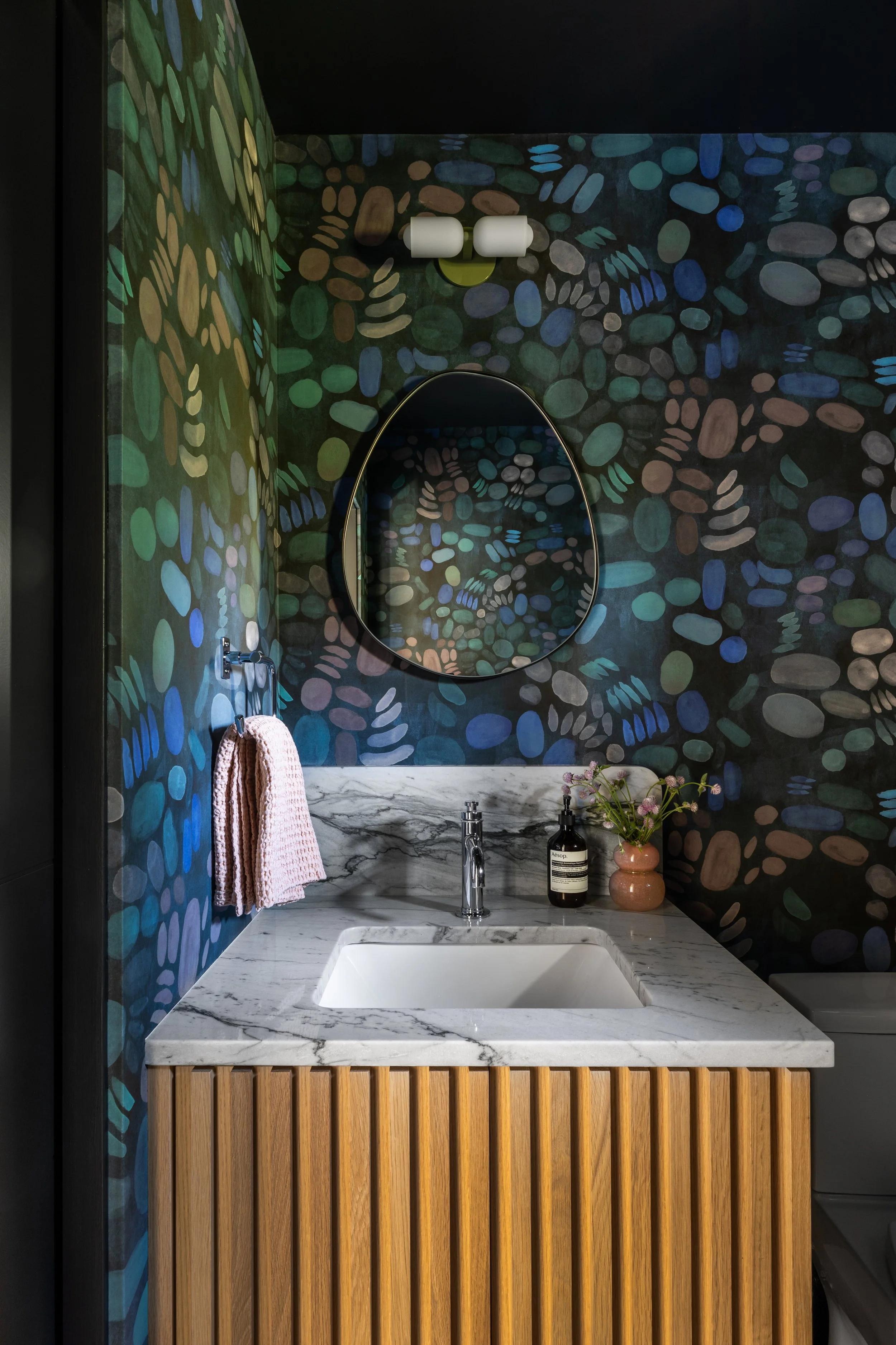 Bathroom_1_1.jpg