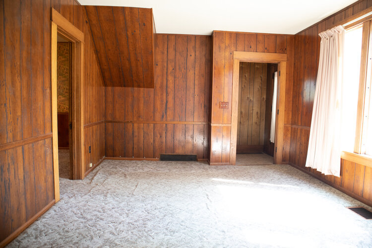 LIVING ROOM 2 - BEFORE.jpg