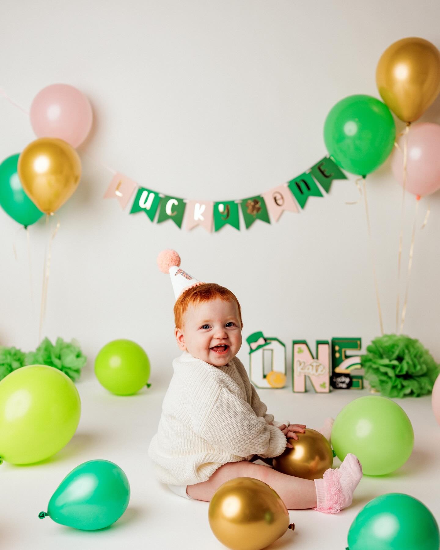Happy 1st Birthday to Kathryn! We love you and our clients love you! Such a lucky girl as  our LuckyONE ☘️🩷 Smash Cake Photoshoot with @isabellafagonephotography