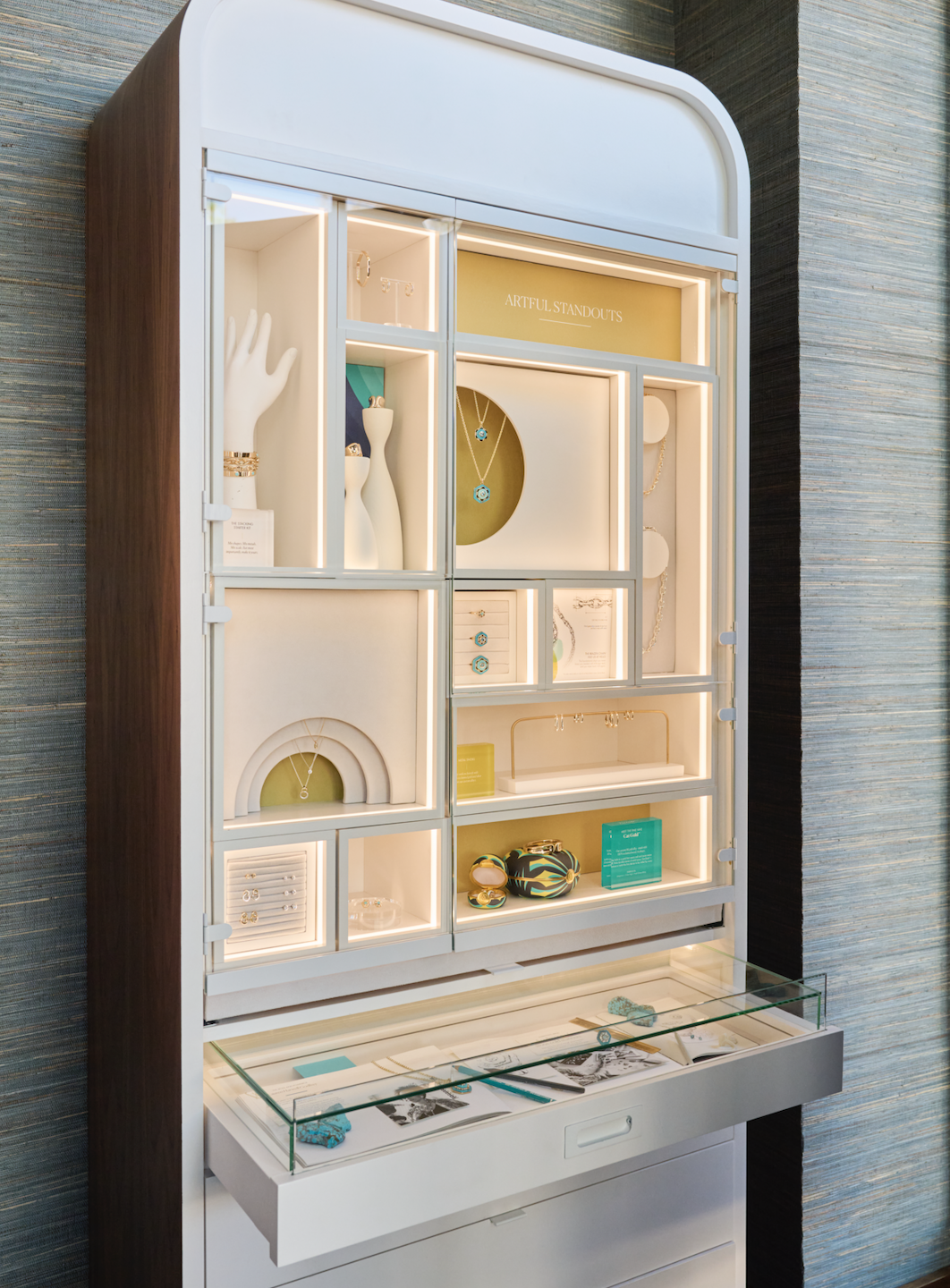 artful standout collection